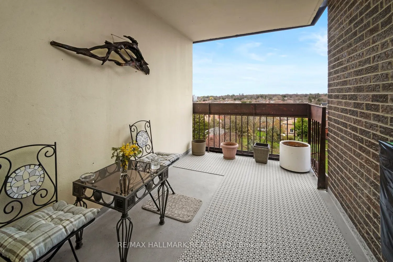 2542 Argyle Road, #801