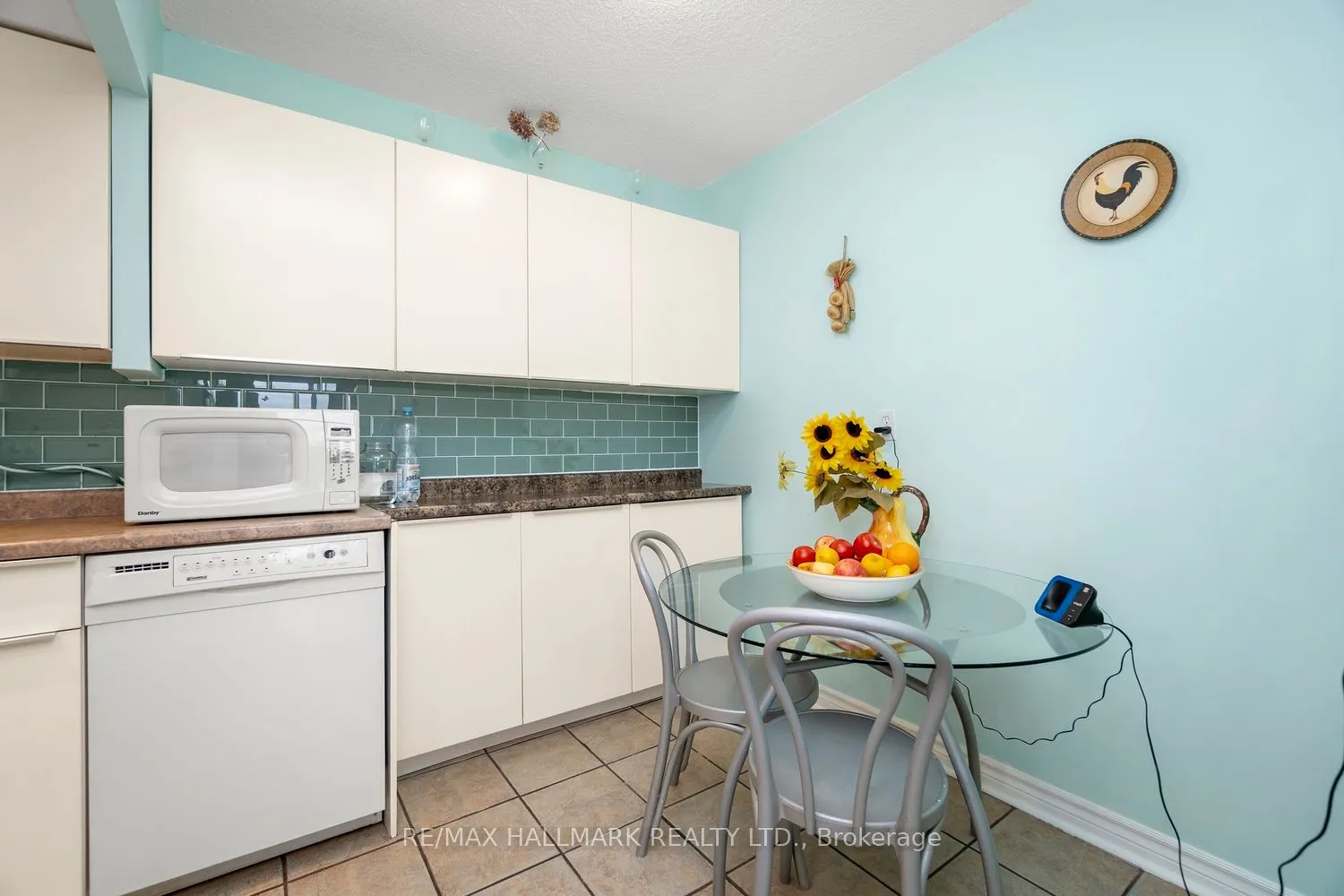 2542 Argyle Road, #801