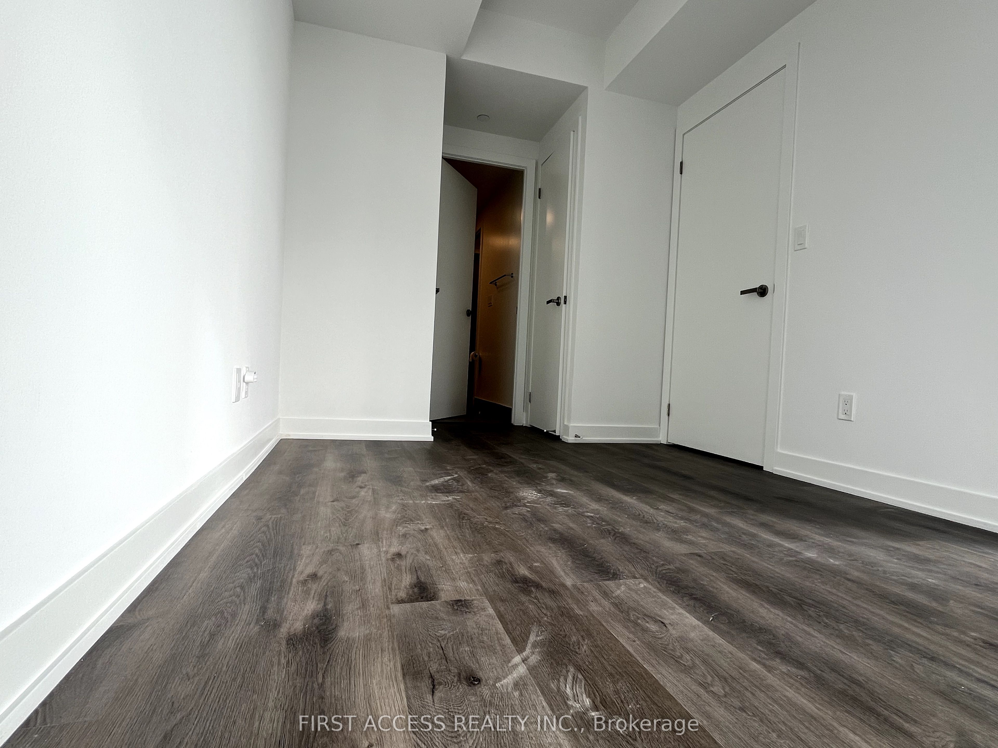 370 Martha Street, #1608