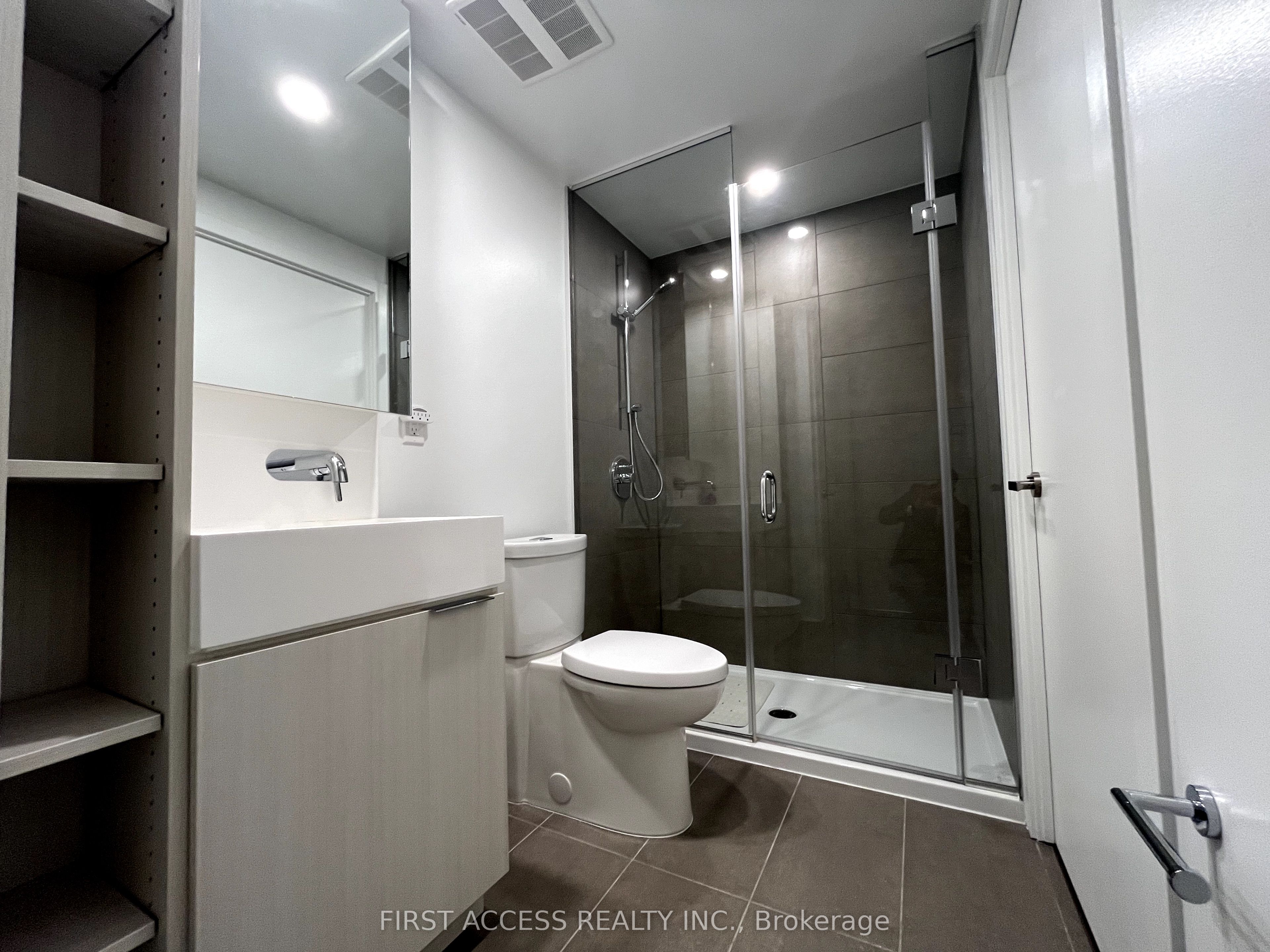 370 Martha Street, #1608
