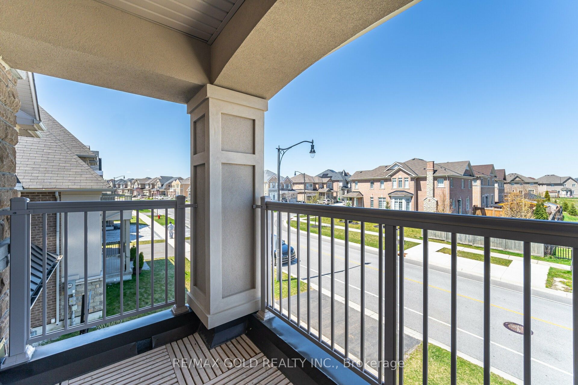 71 Squire Ellis Drive