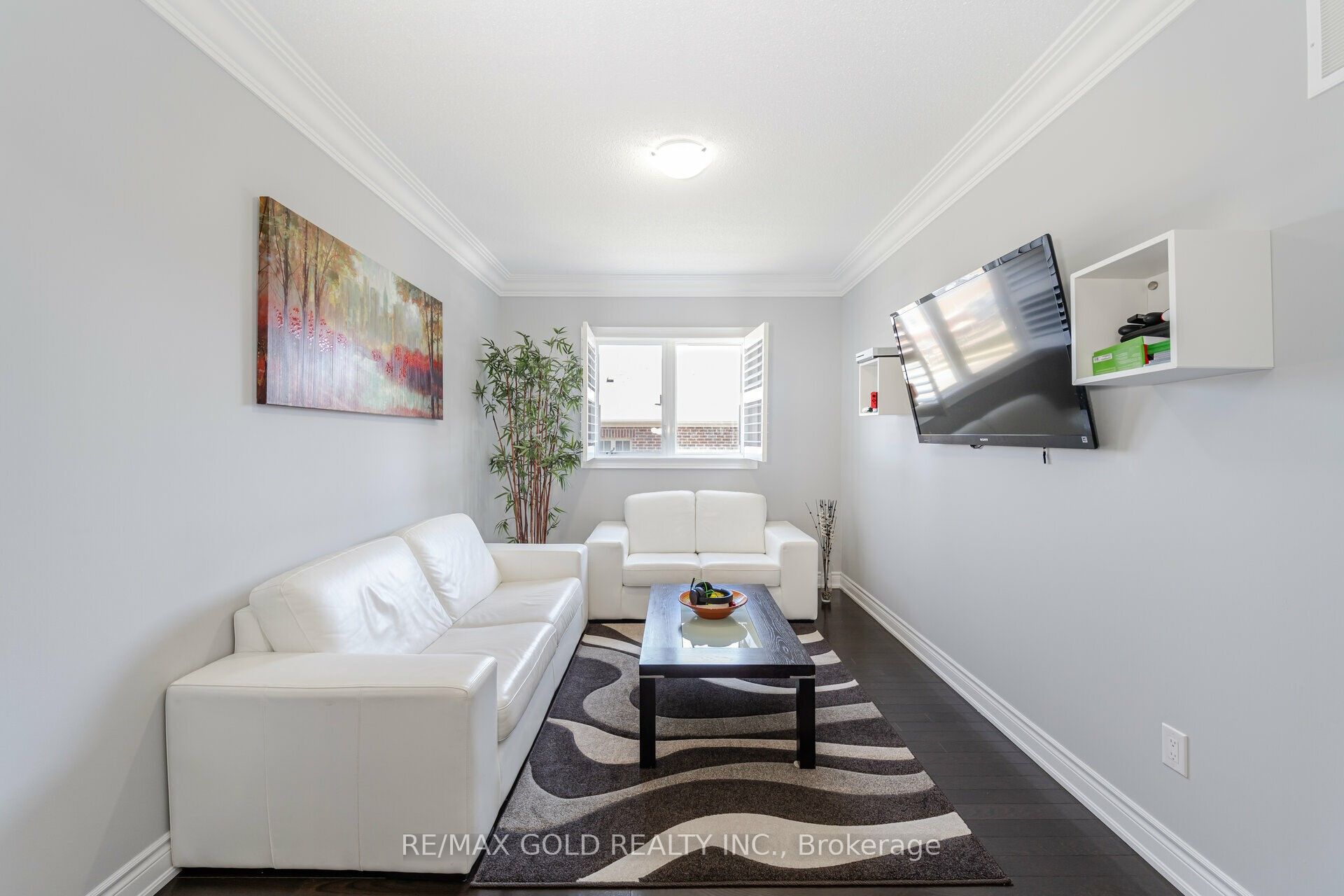 71 Squire Ellis Drive