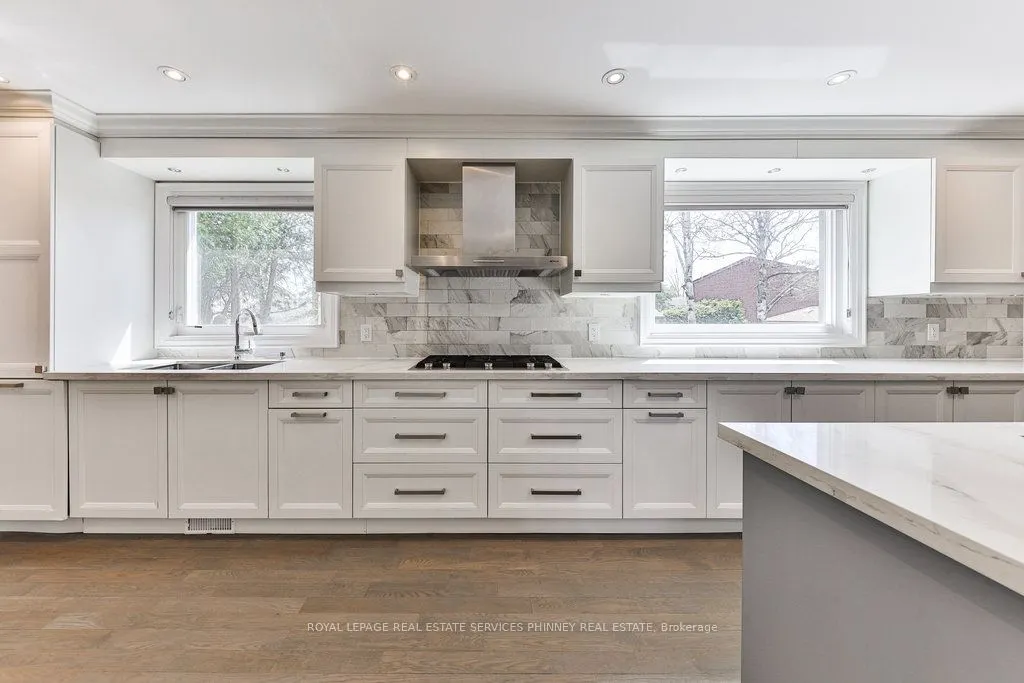 2068 Mississauga Road