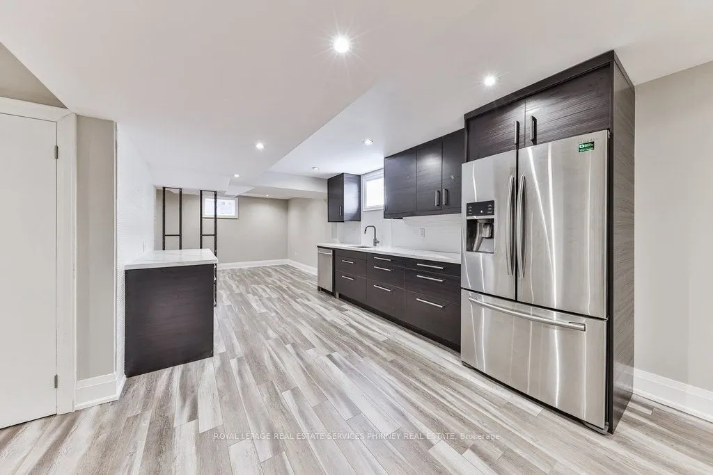 2068 Mississauga Road