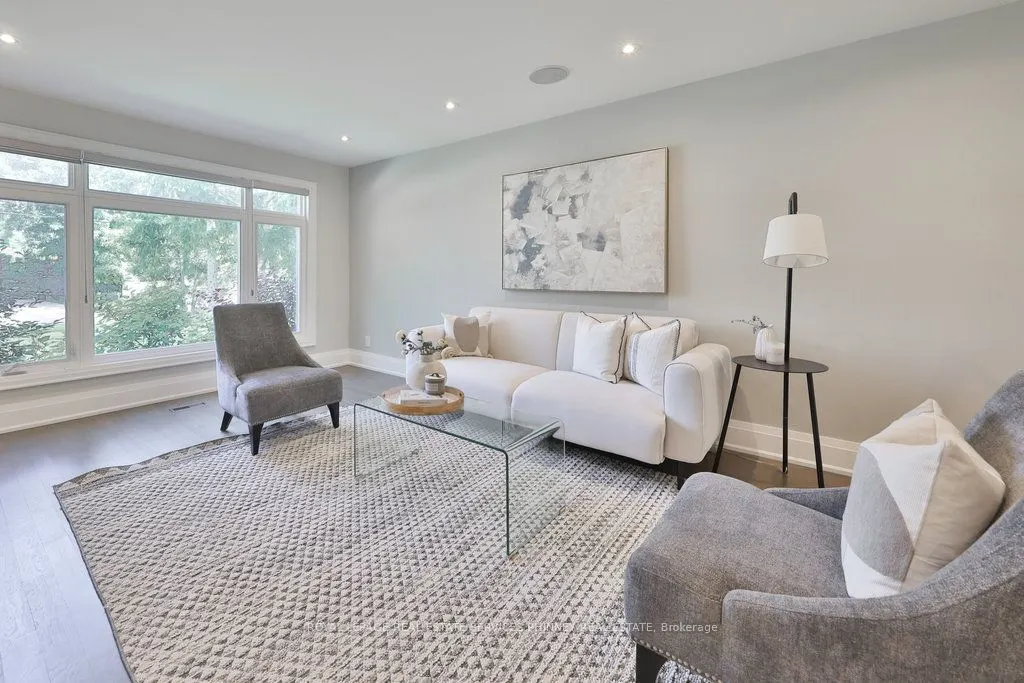 2068 Mississauga Road