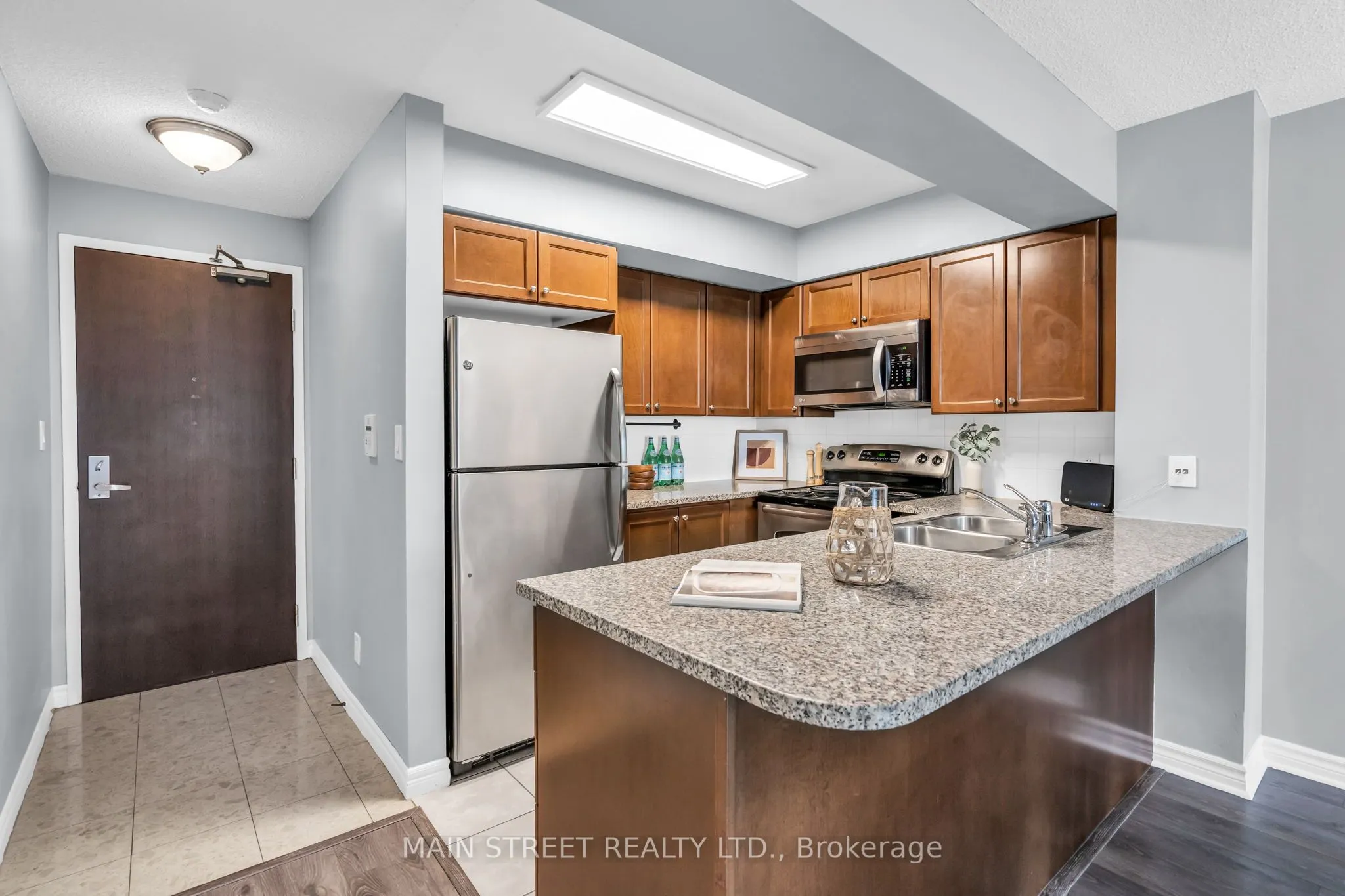 335 Rathburn Road W, #2003