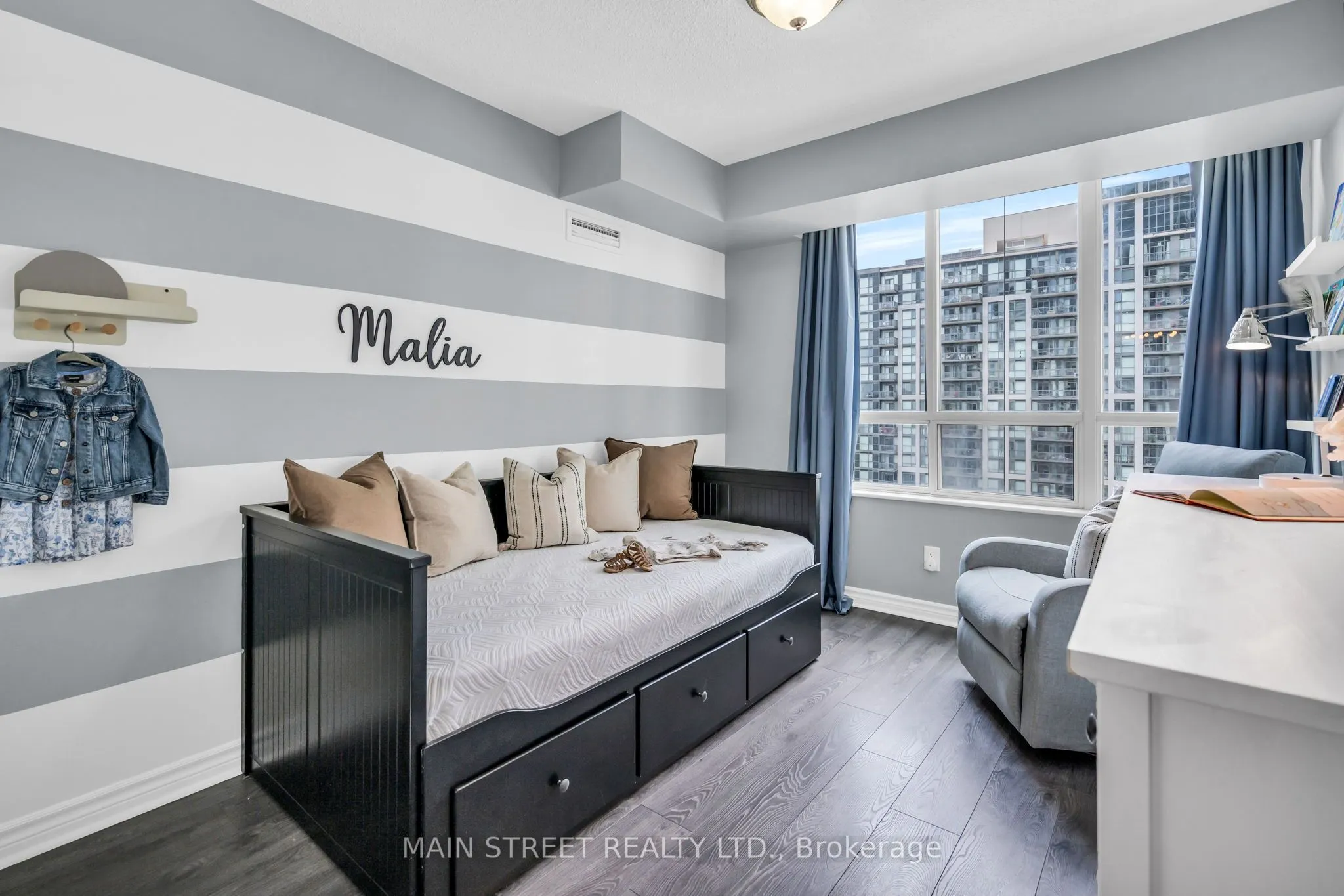 335 Rathburn Road W, #2003