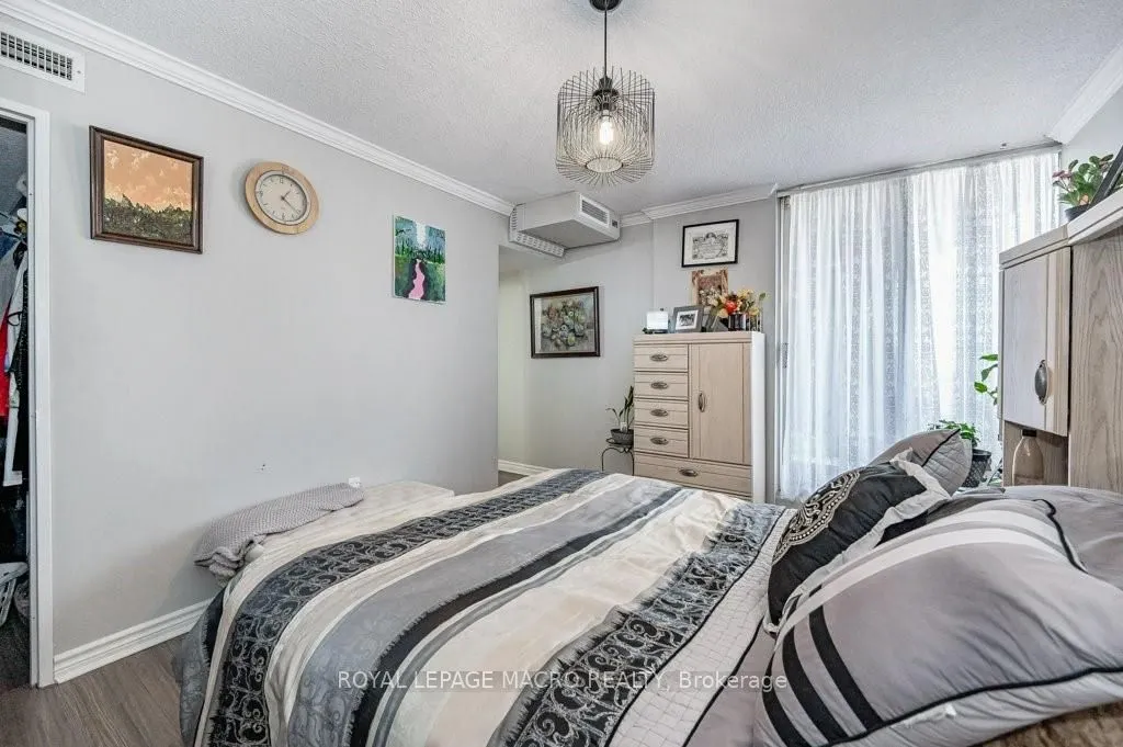 3100 Kirwin Avenue, #2102