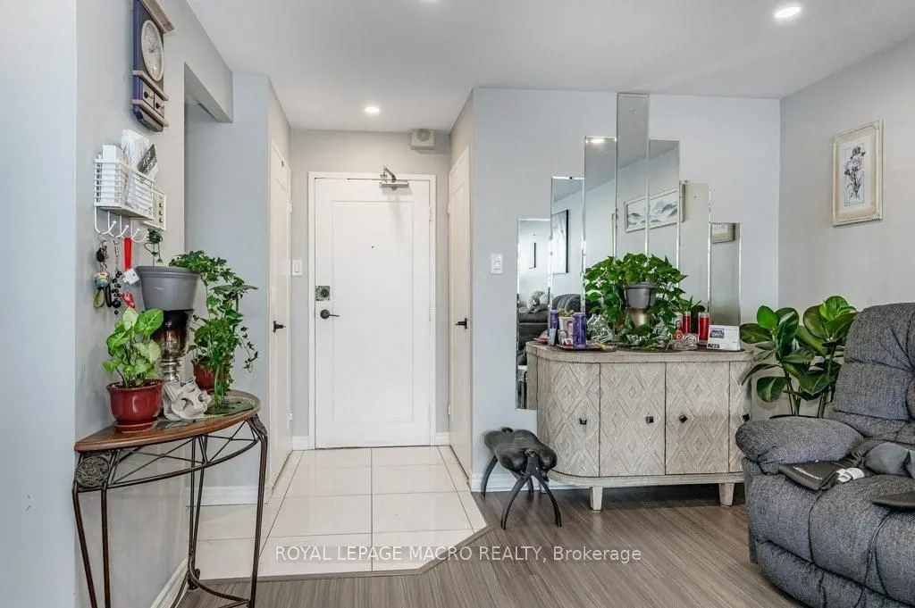 3100 Kirwin Avenue, #2102