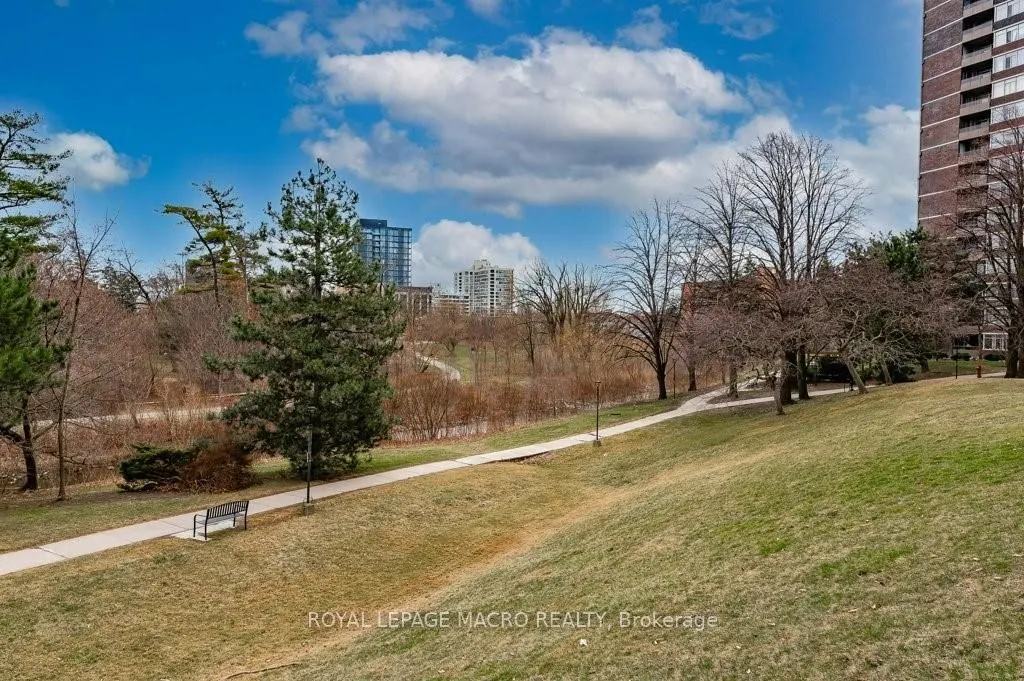 3100 Kirwin Avenue, #2102