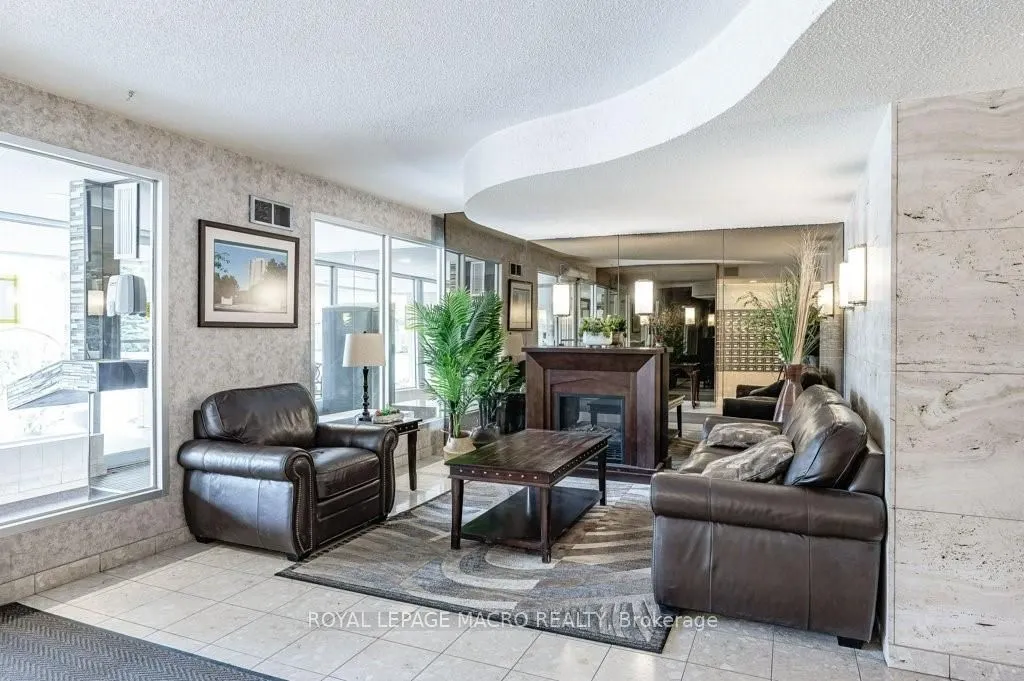 3100 Kirwin Avenue, #2102