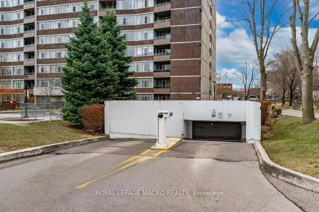 3100 Kirwin Avenue, #2102