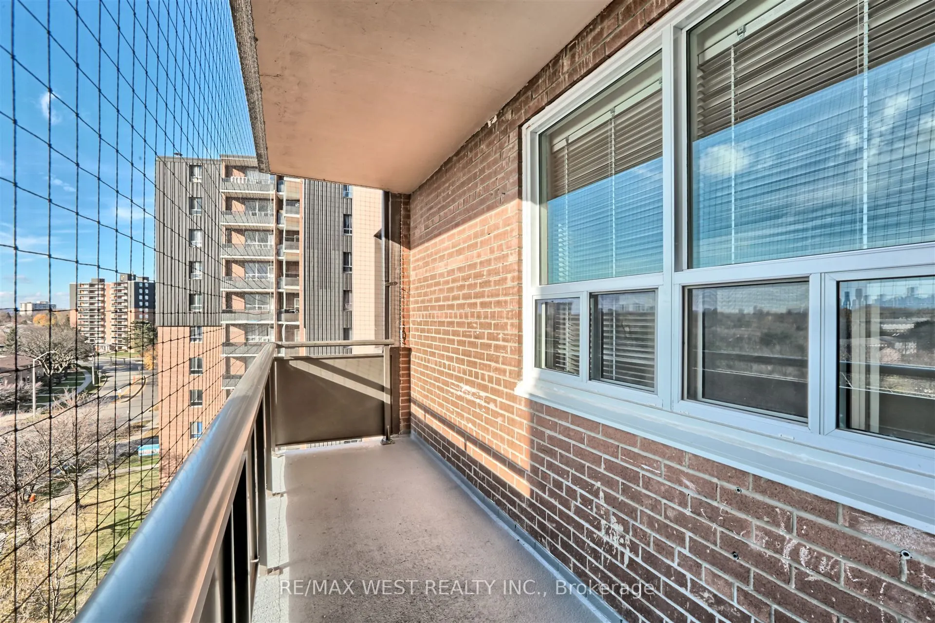 3065 Queen Frederica Drive, #707