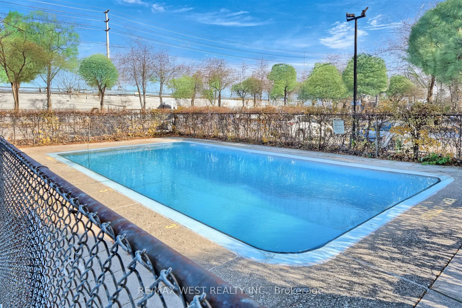 3065 Queen Frederica Drive, #707