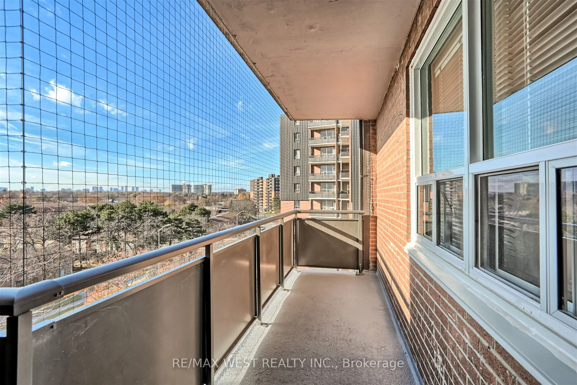 3065 Queen Frederica Drive, #707