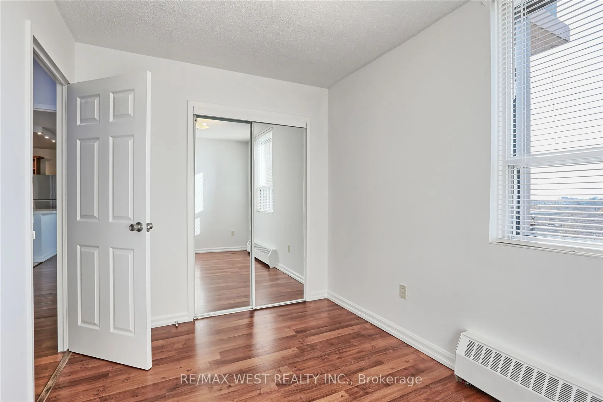 3065 Queen Frederica Drive, #707
