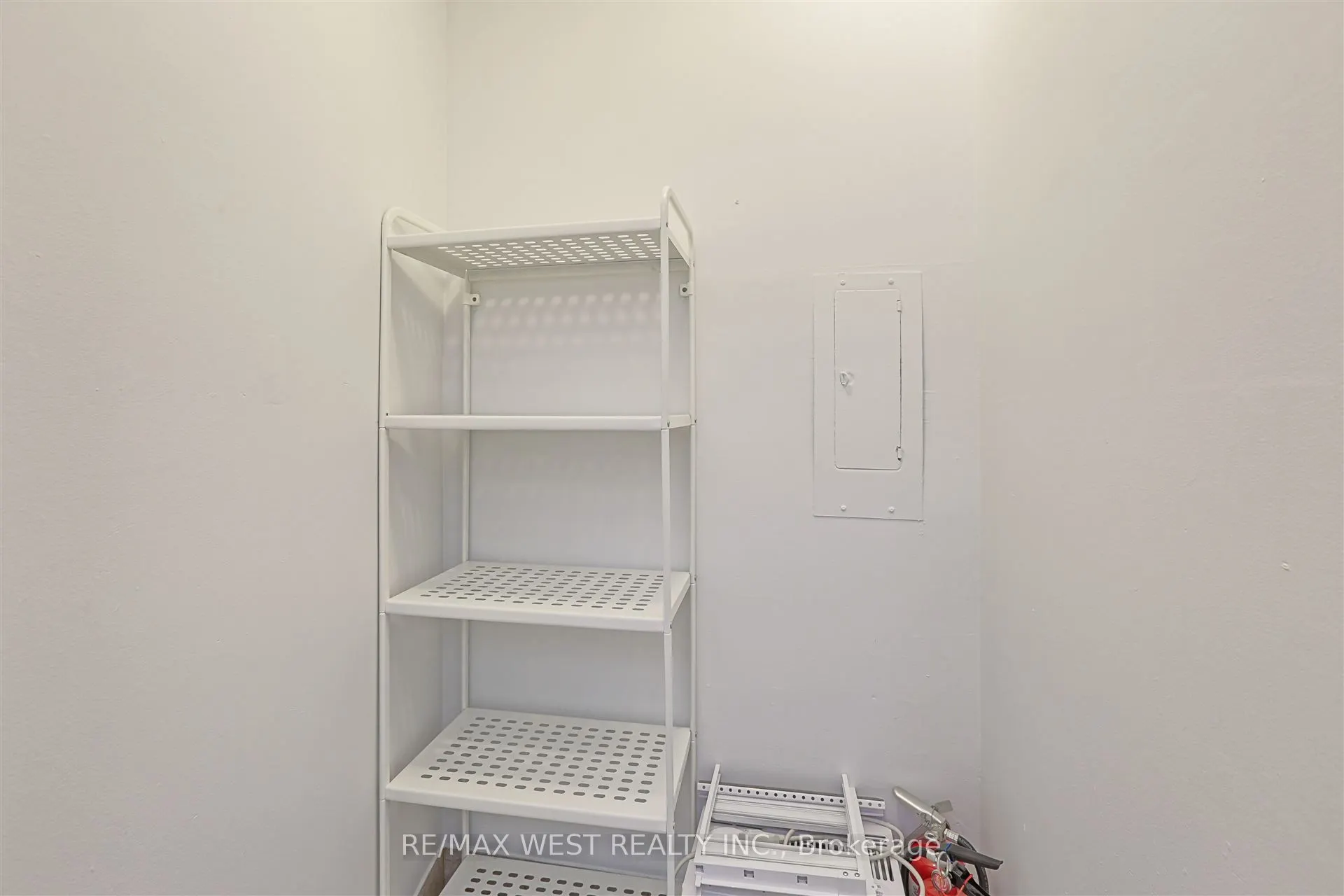 3065 Queen Frederica Drive, #707