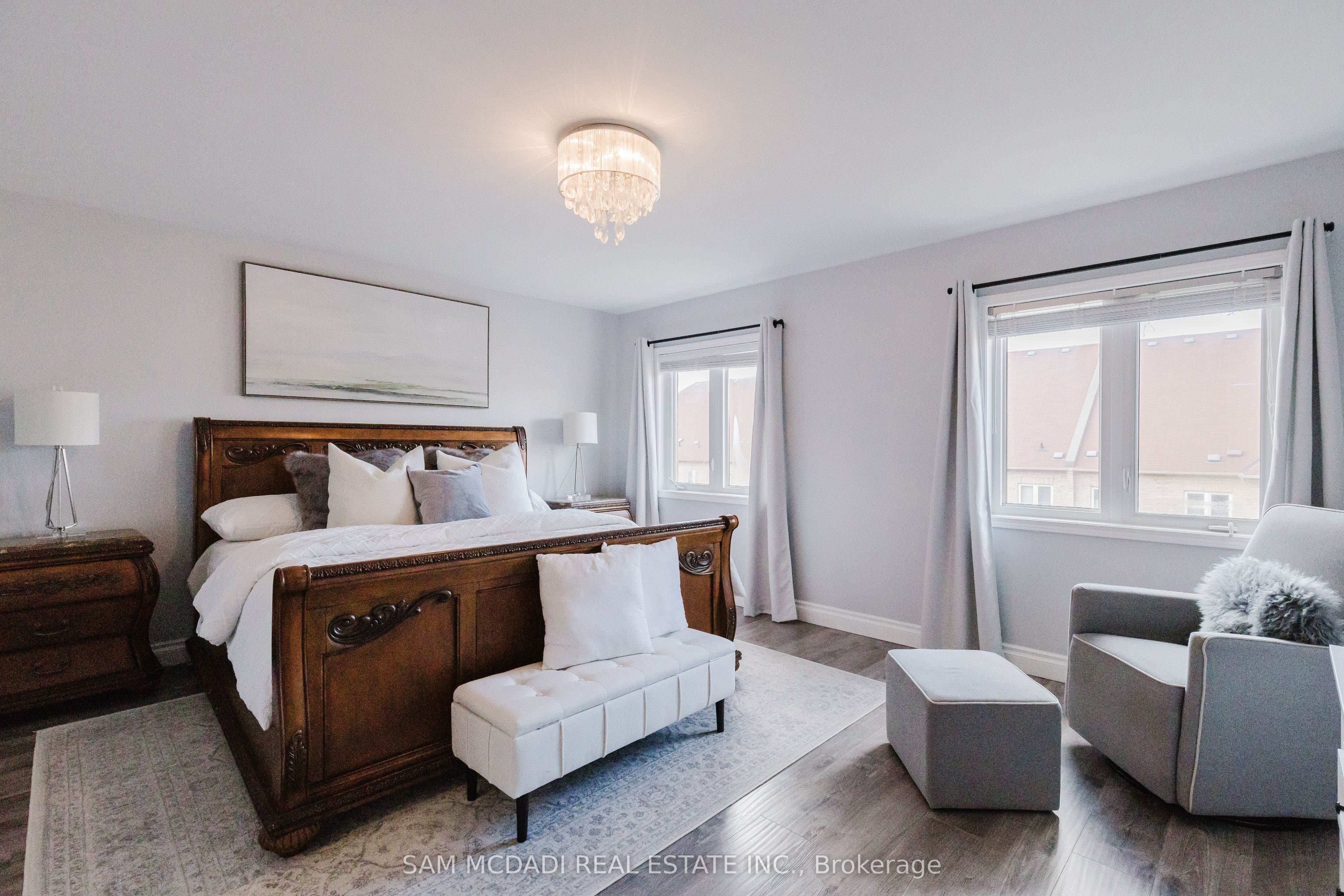 745 Candlestick Circle