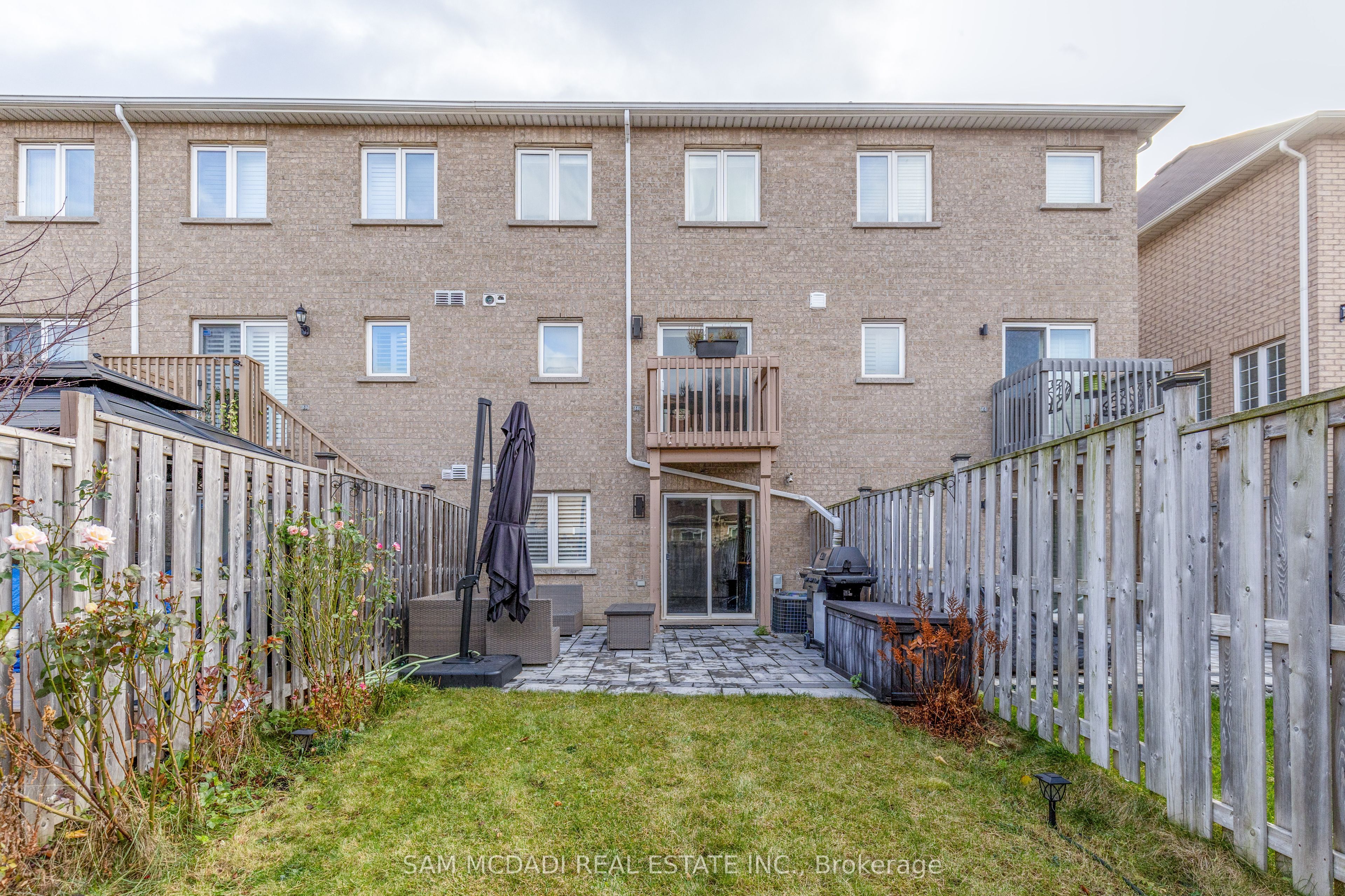 745 Candlestick Circle