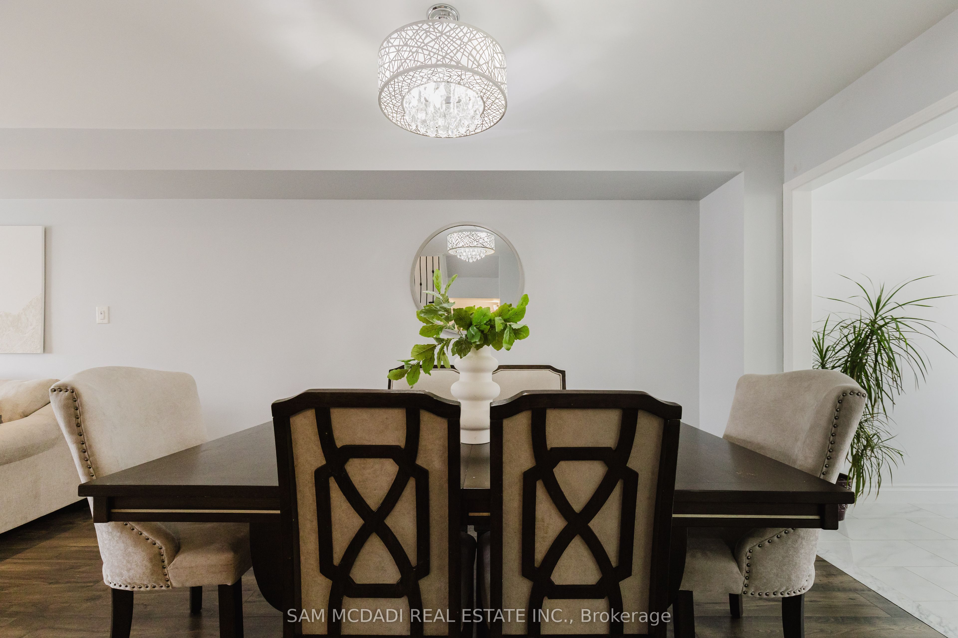 745 Candlestick Circle