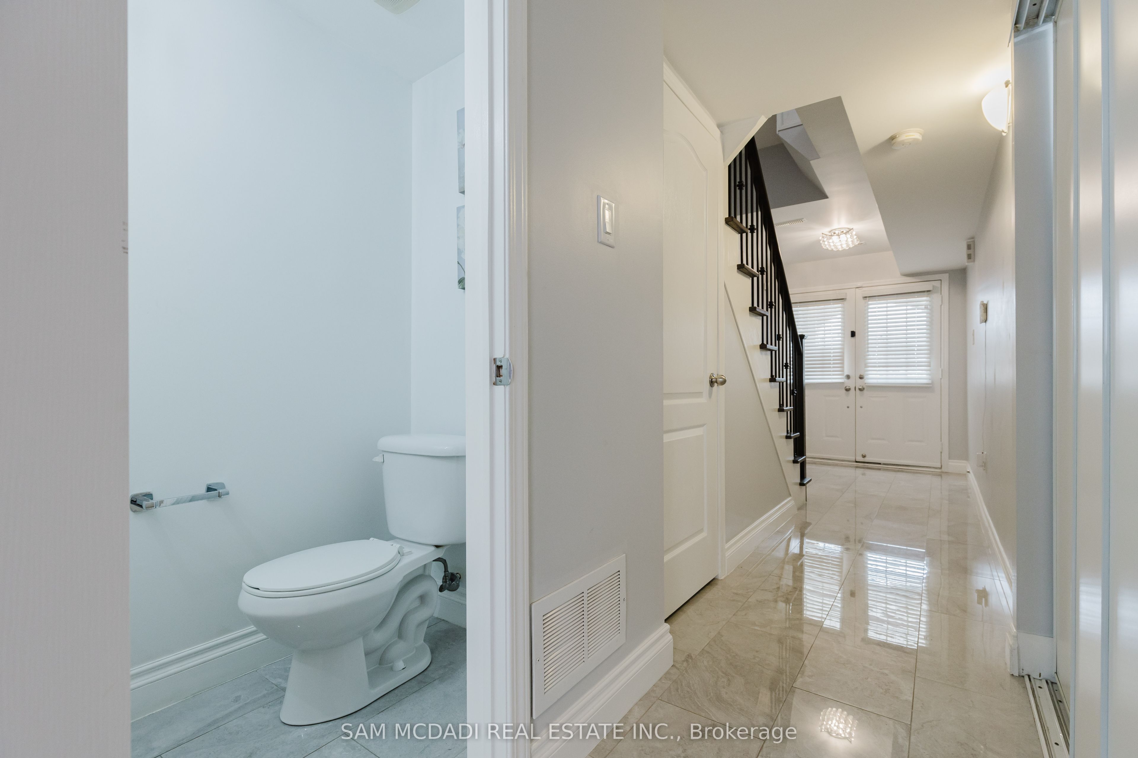745 Candlestick Circle