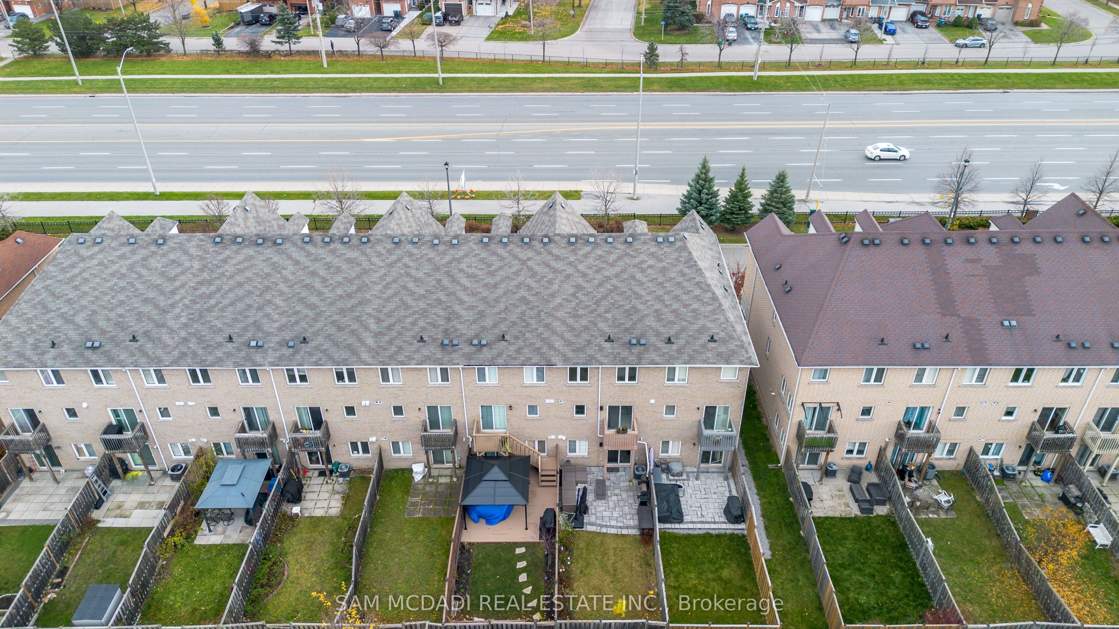 745 Candlestick Circle