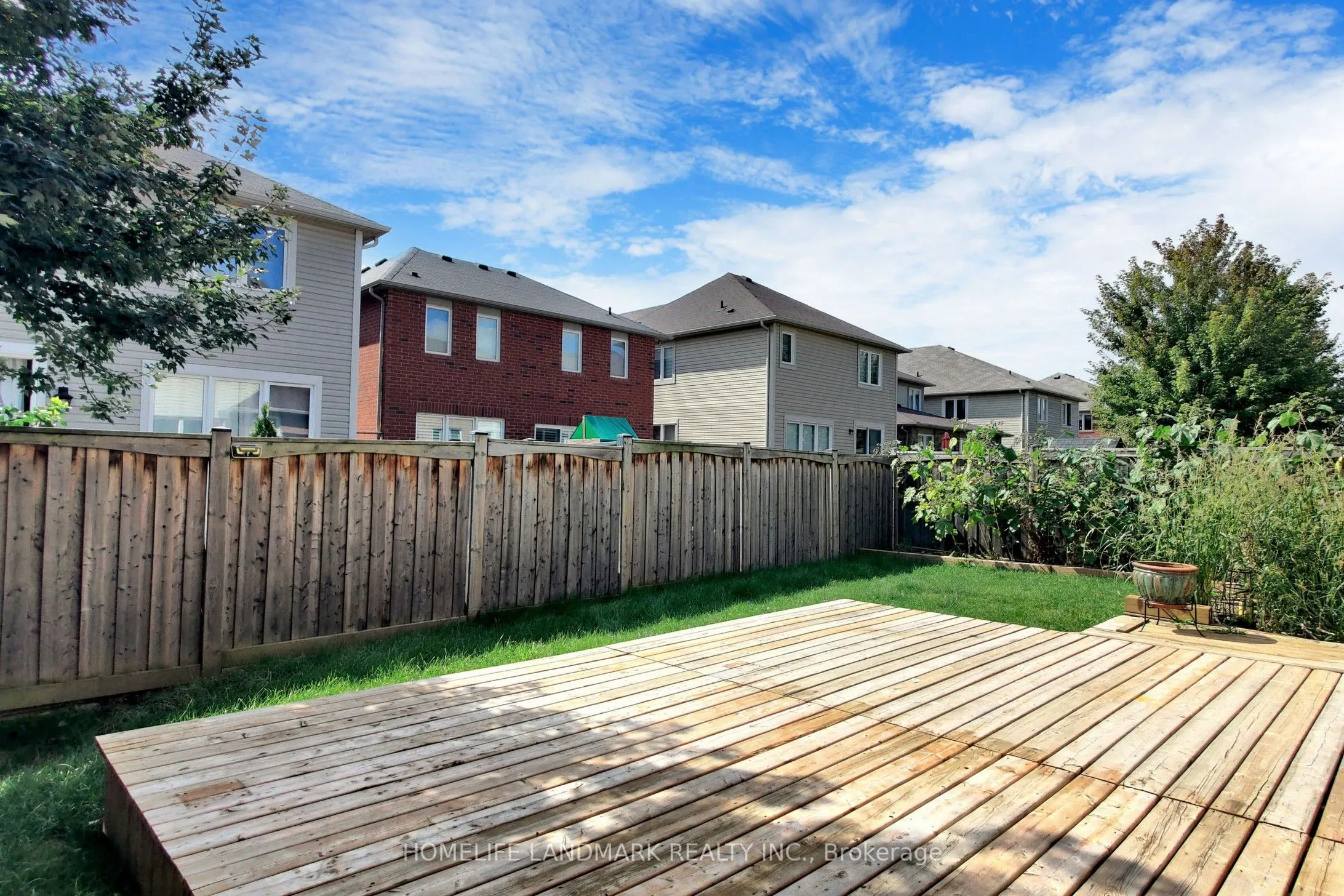 942 Drysdale Crescent