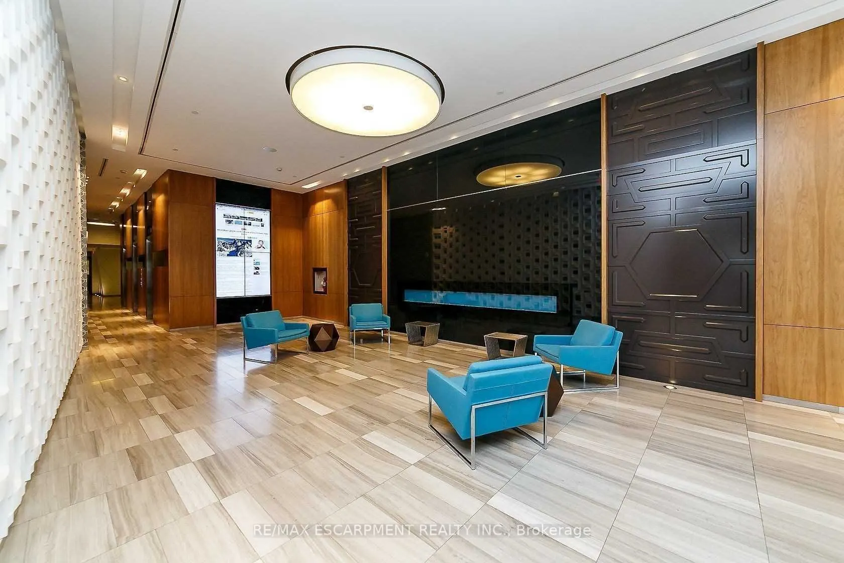 36 PARK LAWN Road #1501