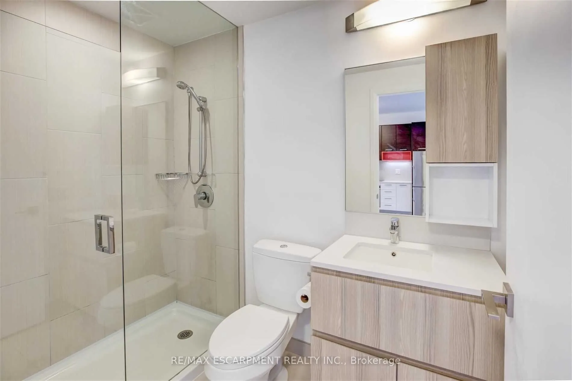 36 PARK LAWN Road #1501