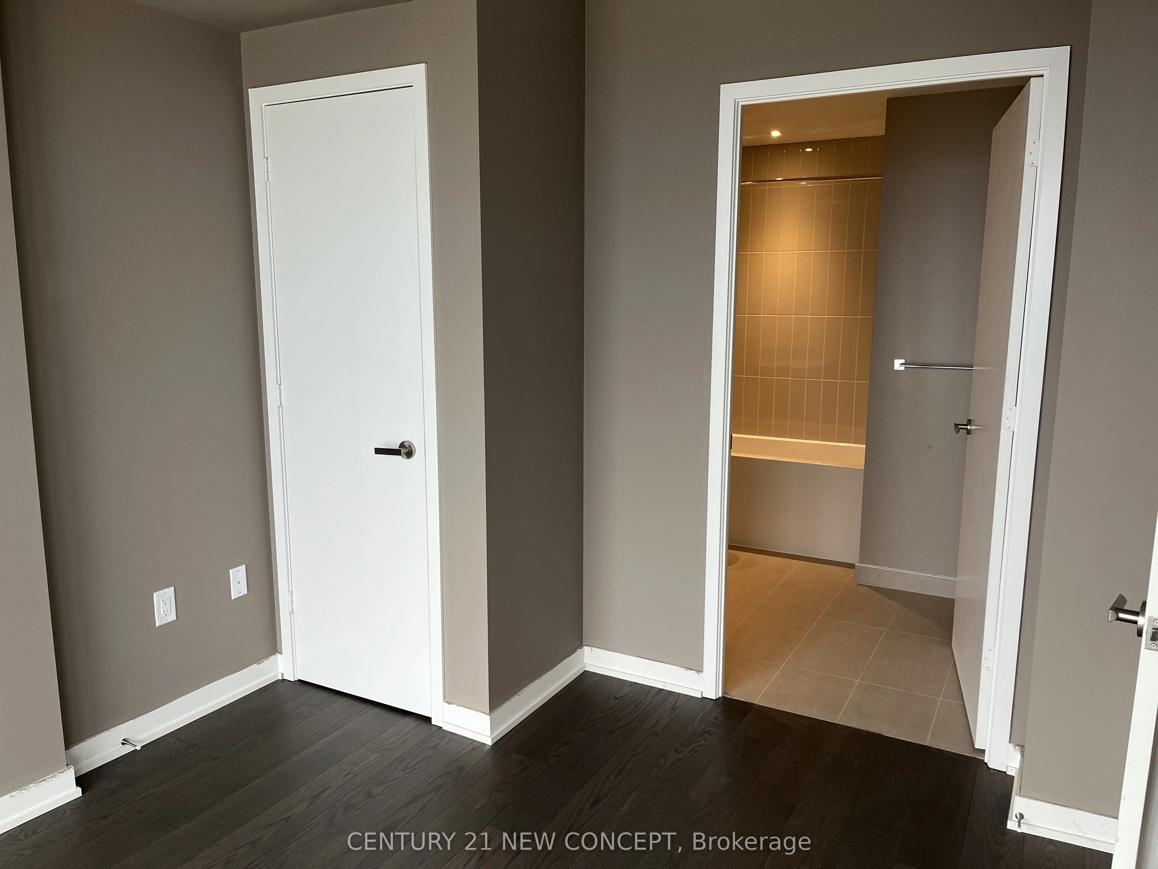 3883 Quartz Road, #4205