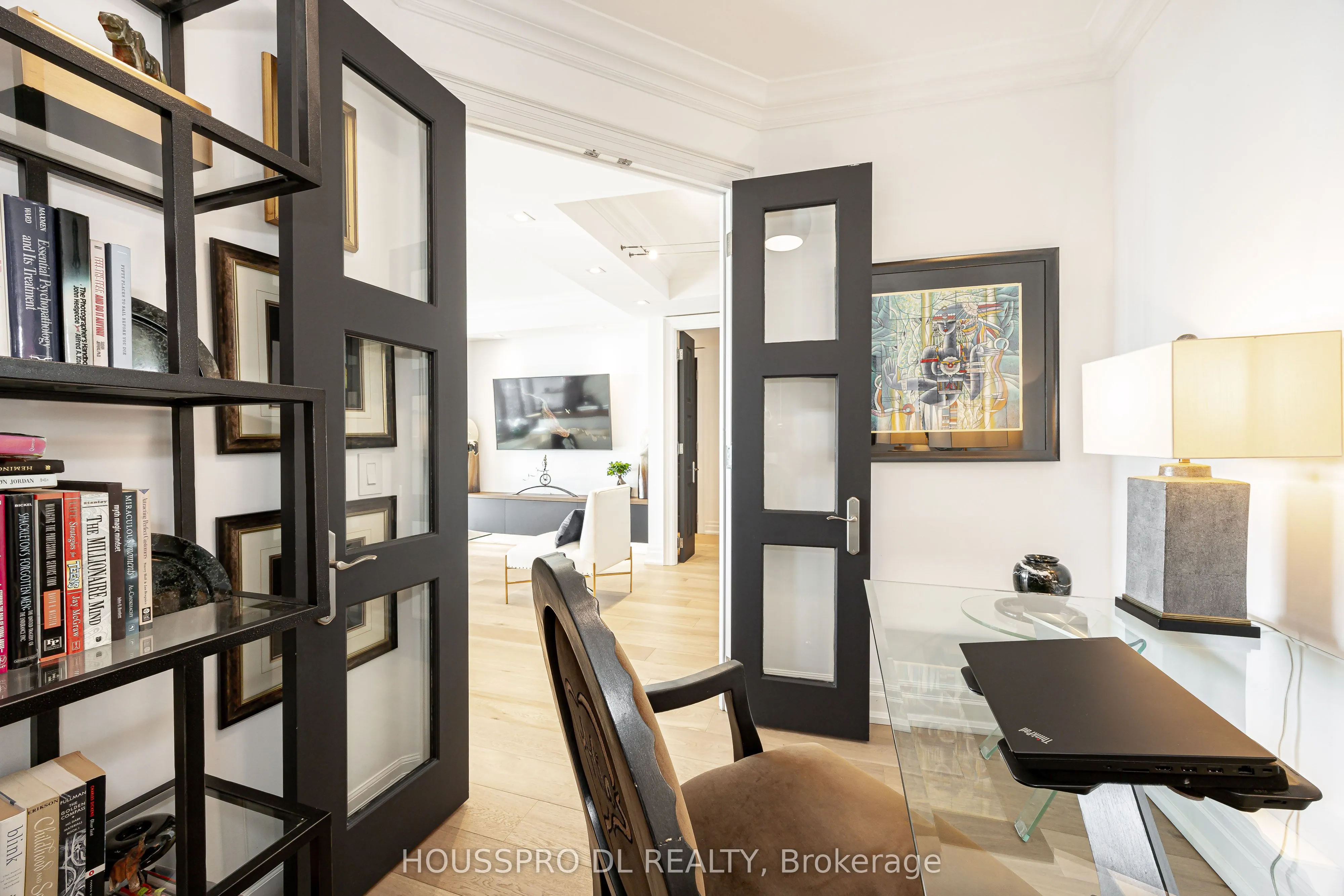 2095 Lake Shore Boulevard W #318