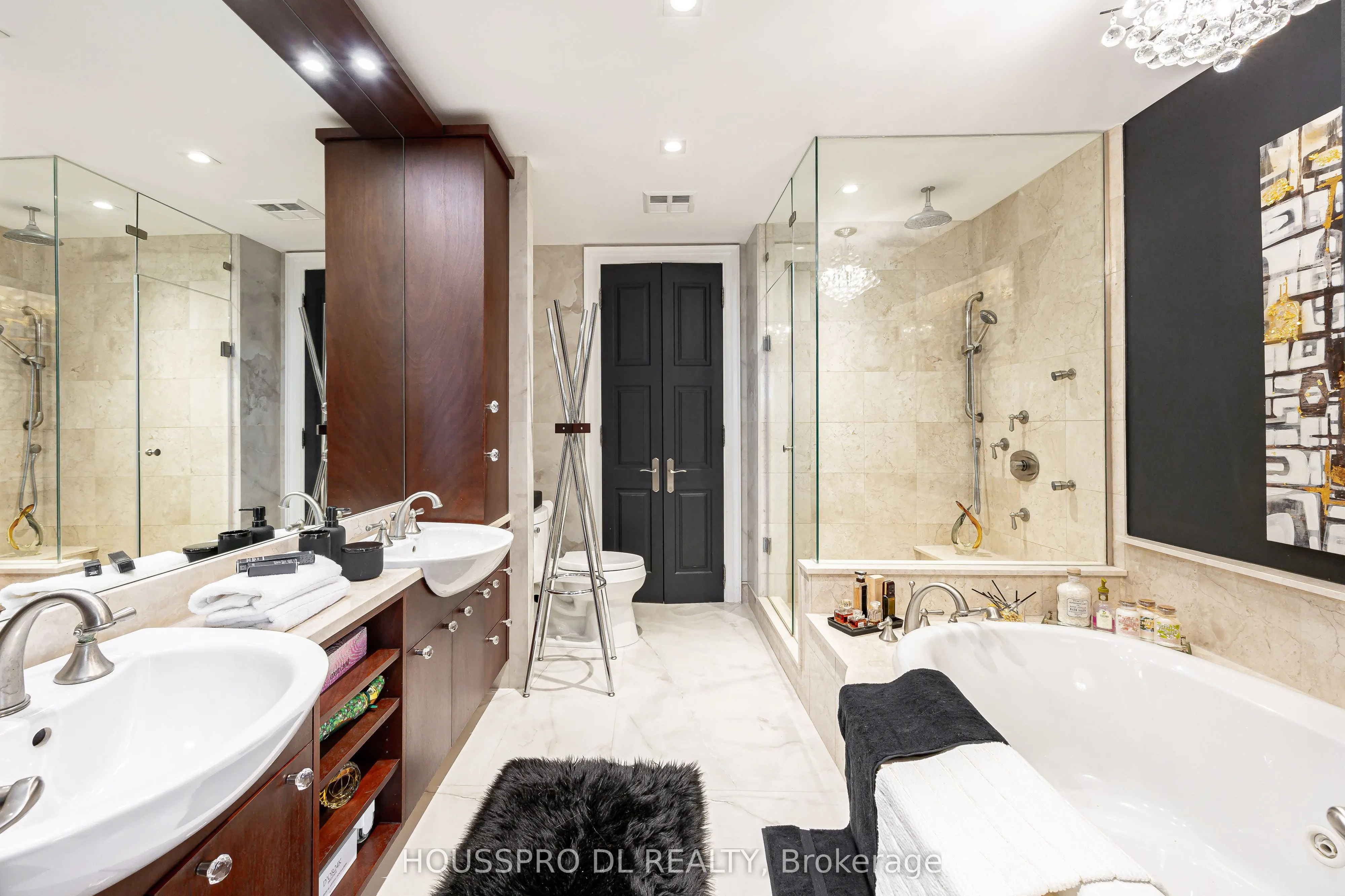 2095 Lake Shore Boulevard W #318
