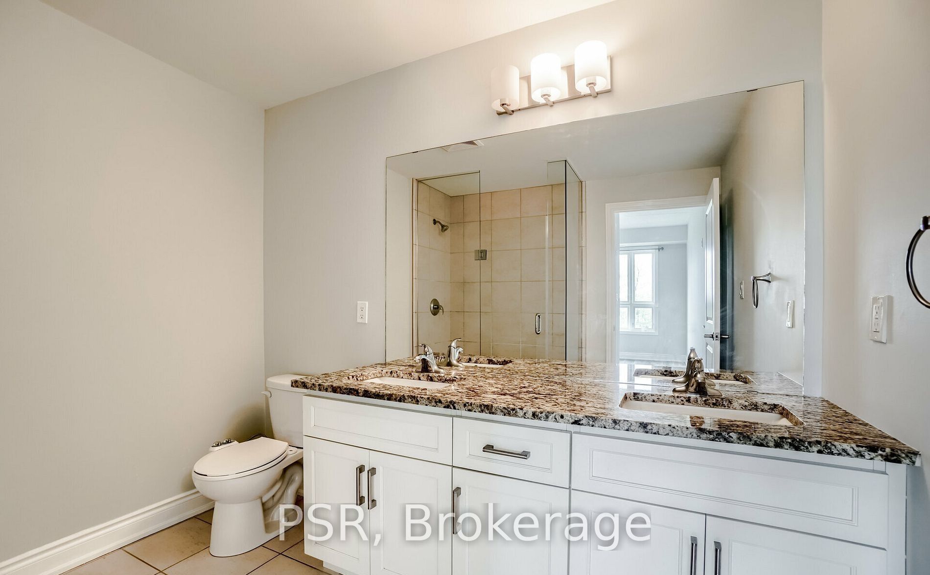 640 Sauve Street, #105