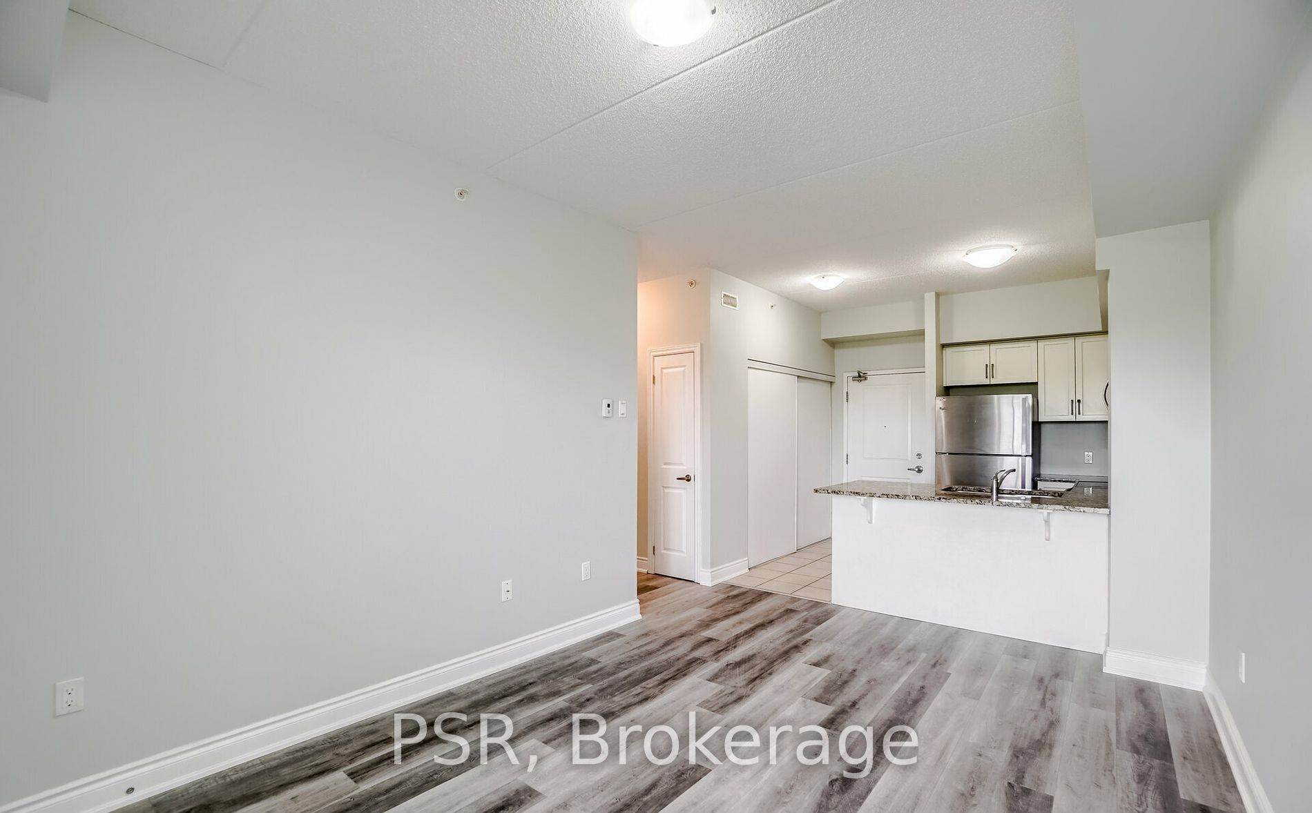 640 Sauve Street, #105