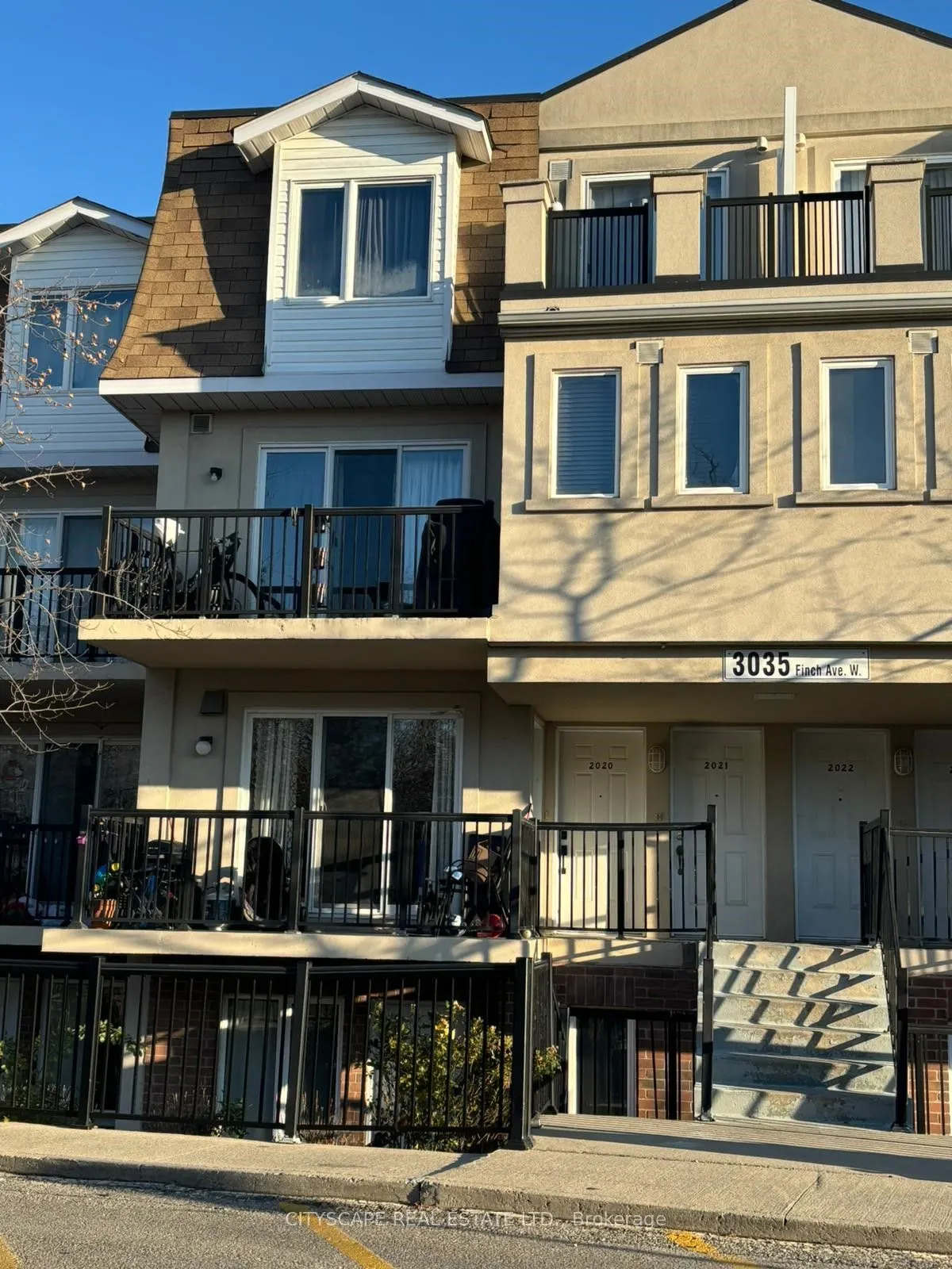 3035 Finch Avenue W, #2020