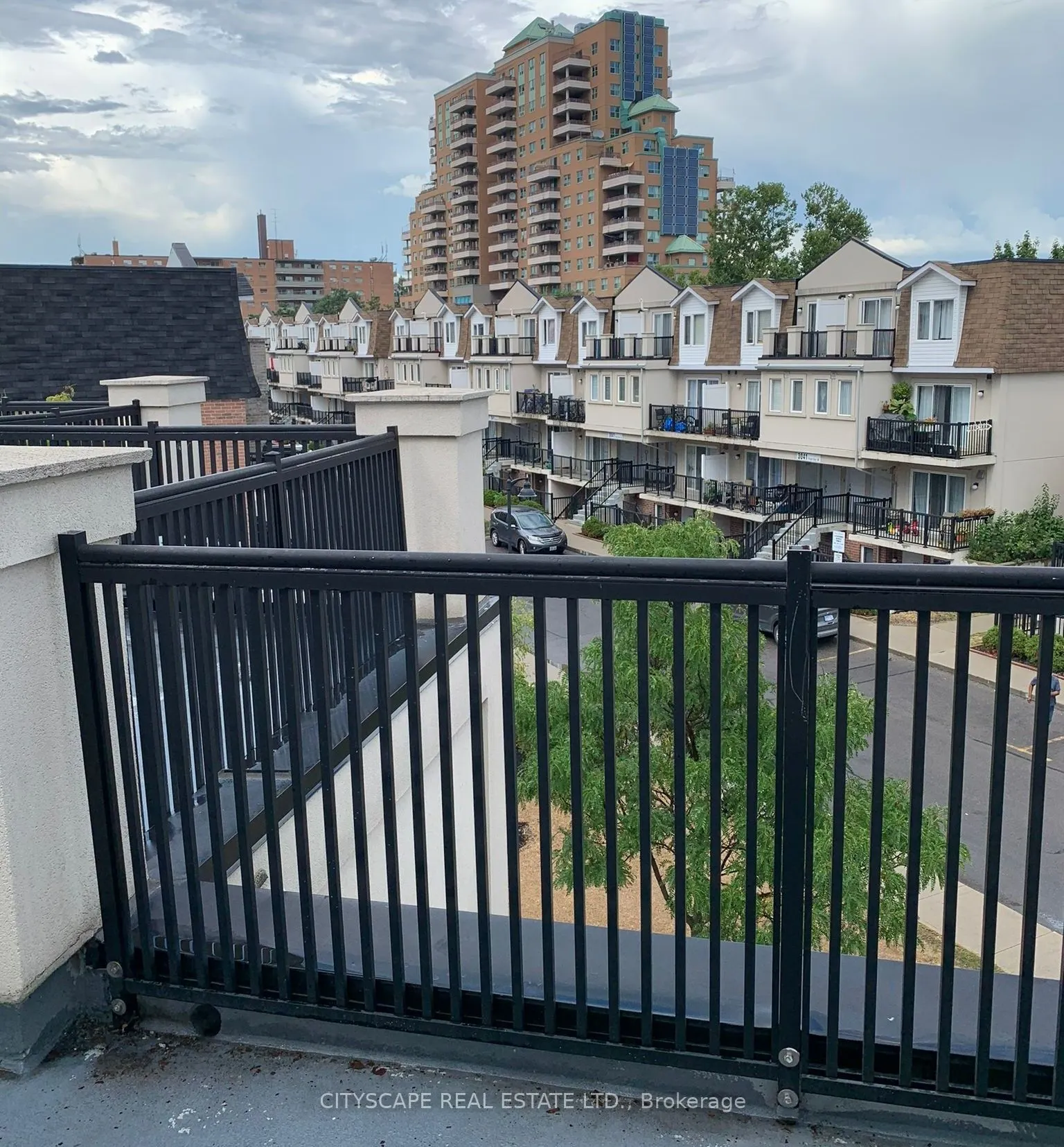 3035 Finch Avenue W, #2020