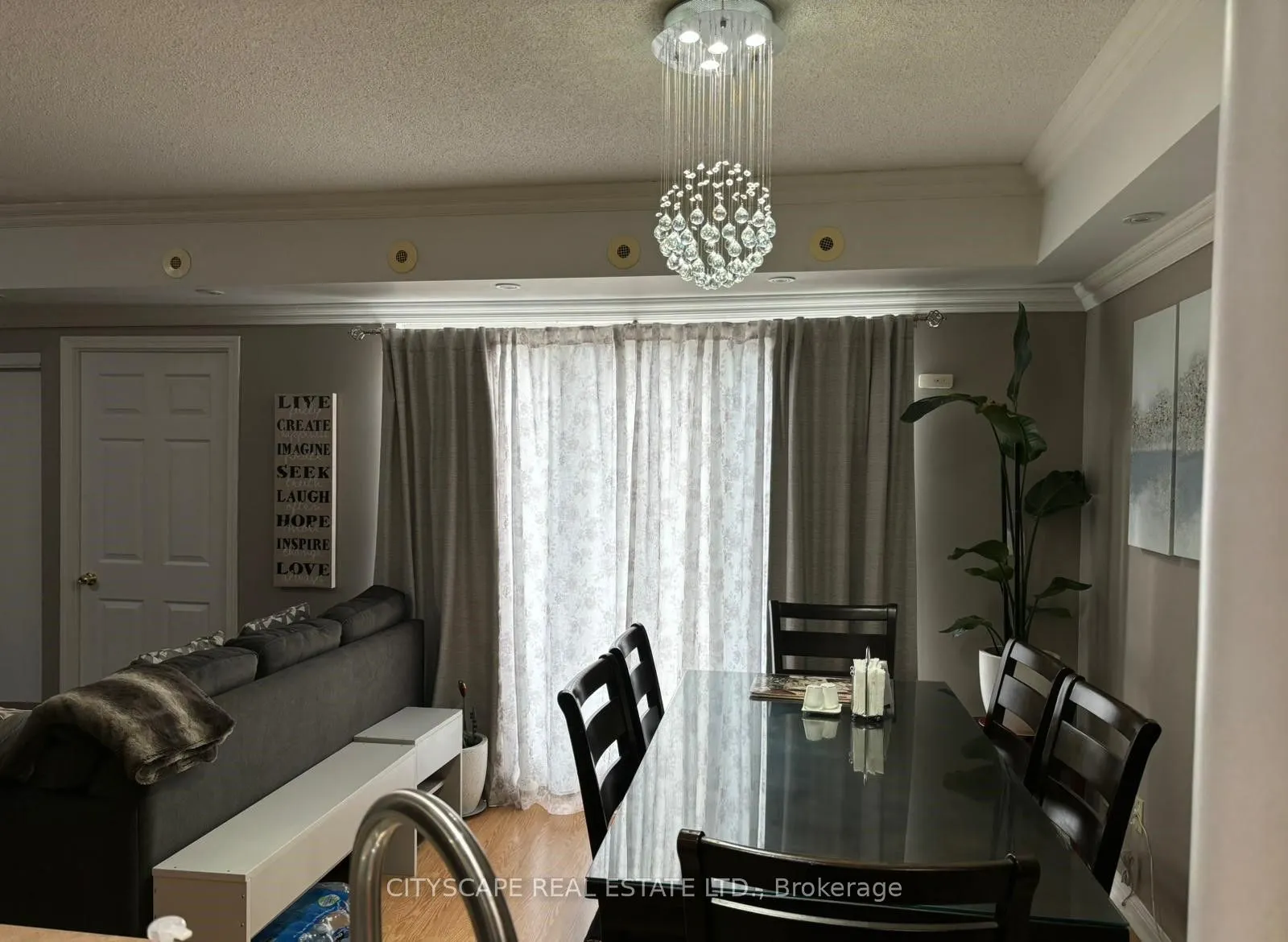 3035 Finch Avenue W, #2020