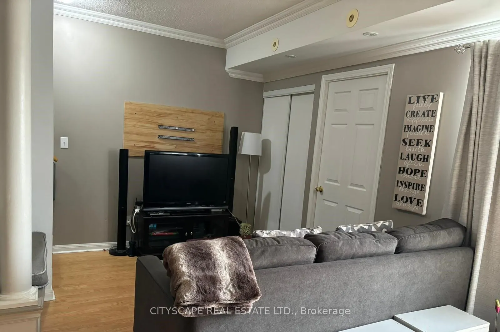 3035 Finch Avenue W, #2020