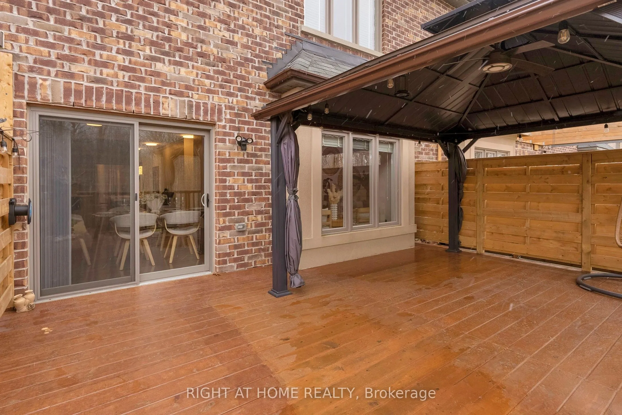 35 Oliana Way