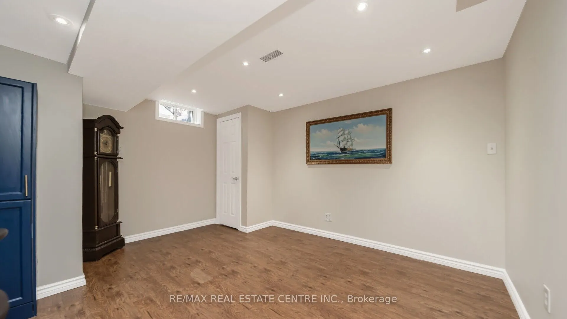 4 Chetholme Place
