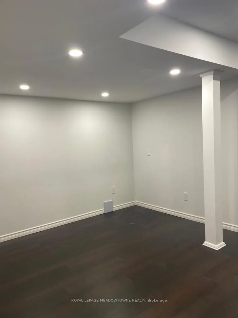 3966 Arbourview Terr #Lower