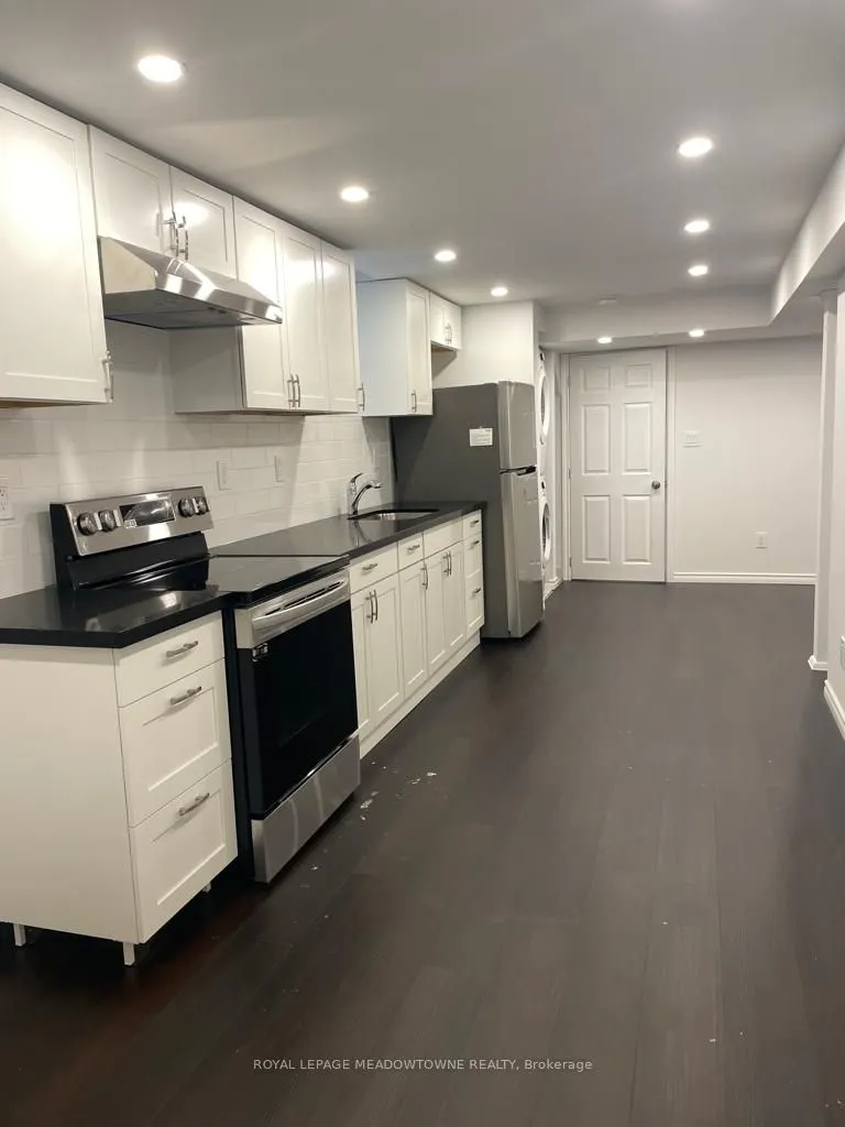 3966 Arbourview Terr #Lower