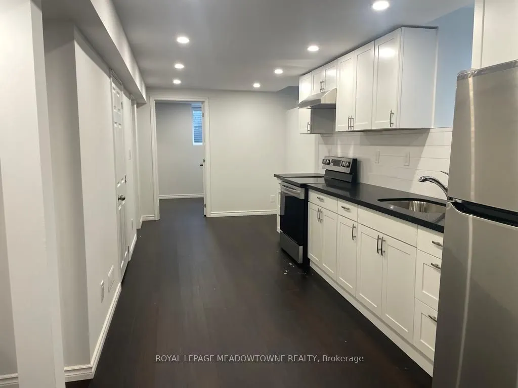3966 Arbourview Terr #Lower