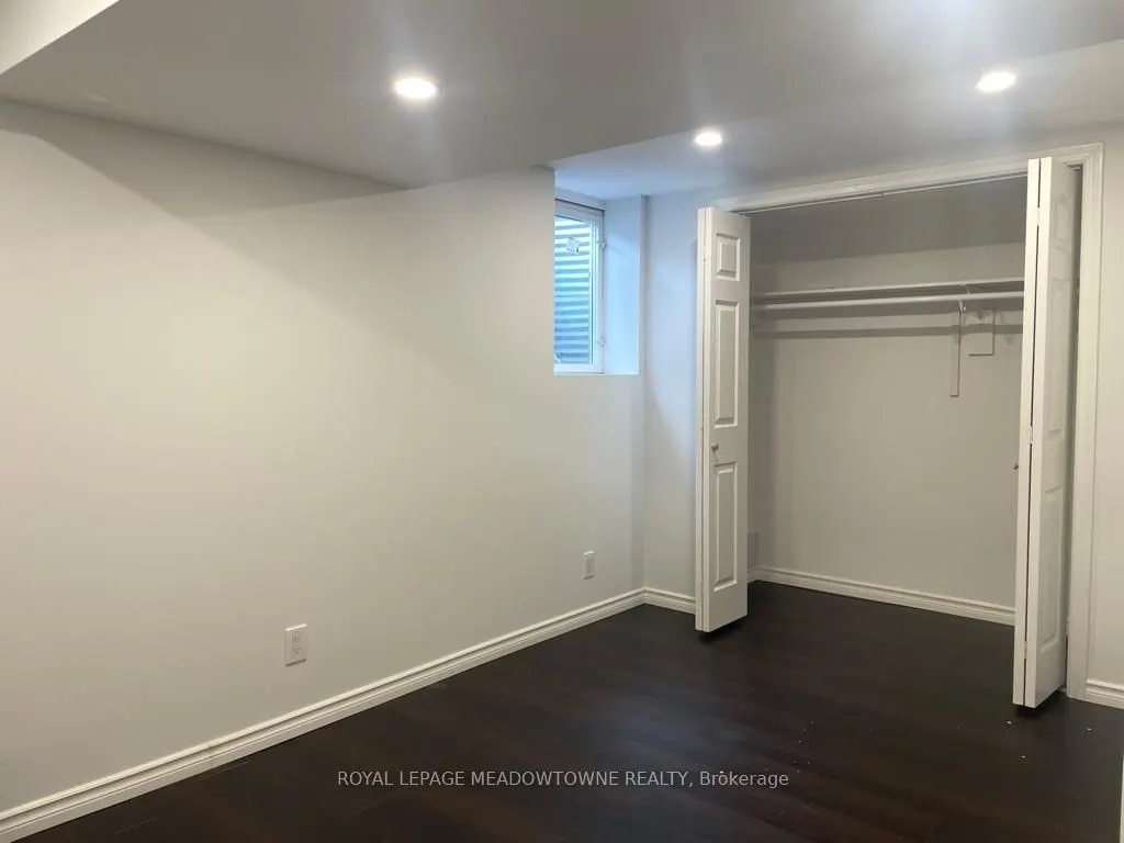 3966 Arbourview Terr #Lower