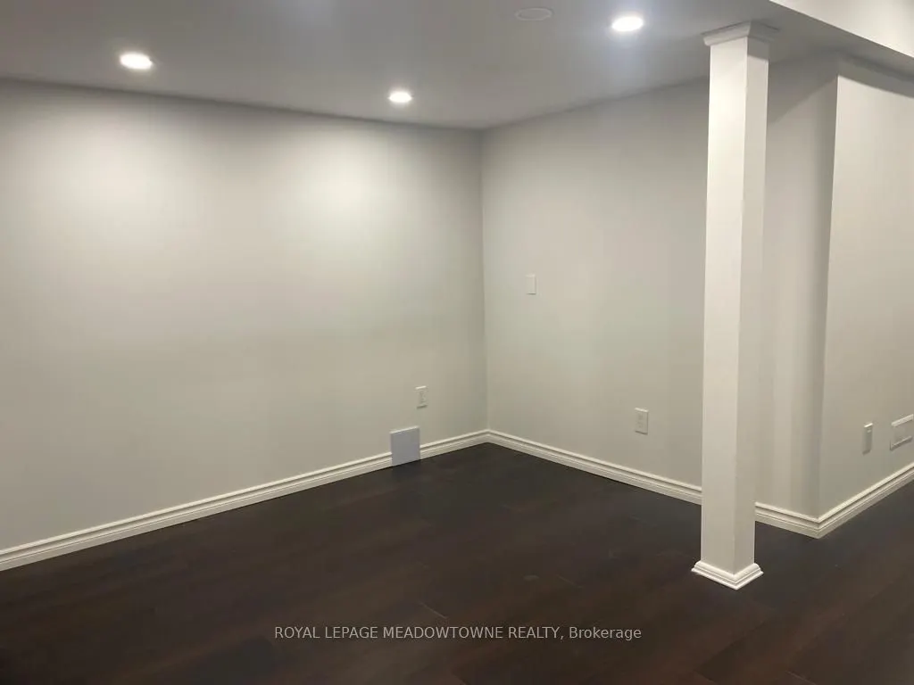 3966 Arbourview Terr #Lower