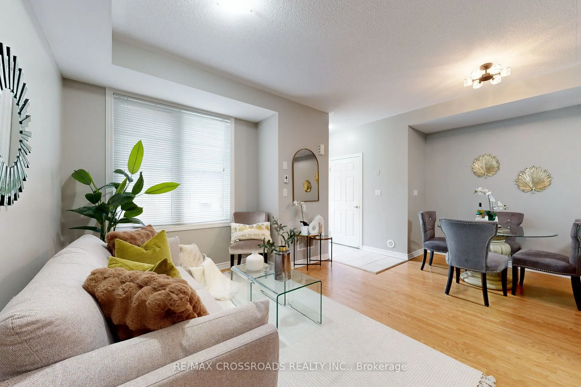 636 Evans Avenue, ## 26