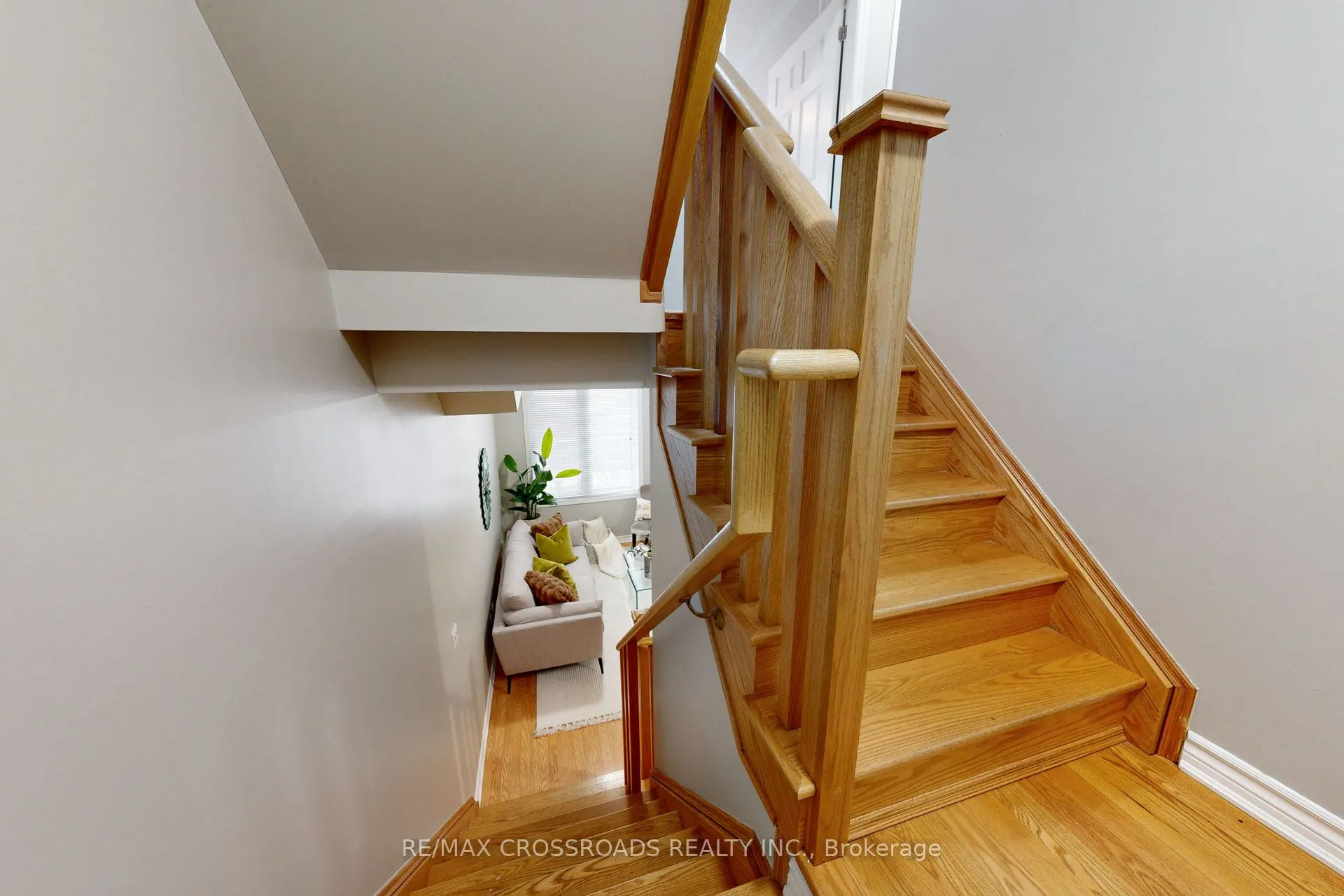636 Evans Avenue, ## 26