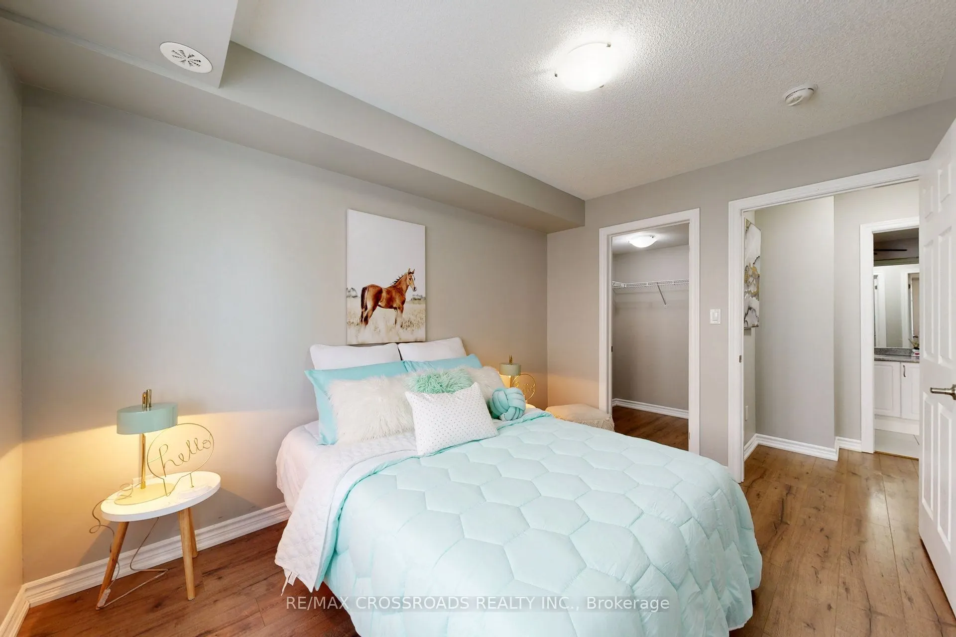 636 Evans Avenue, ## 26