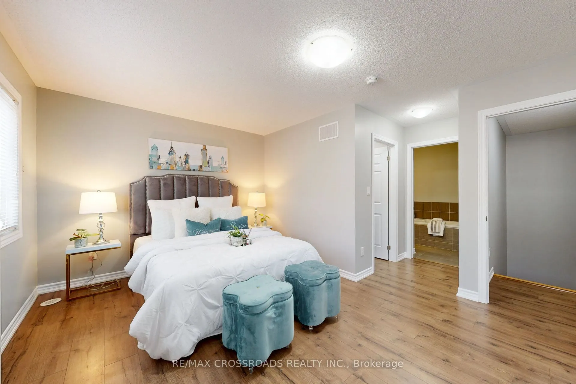 636 Evans Avenue, ## 26