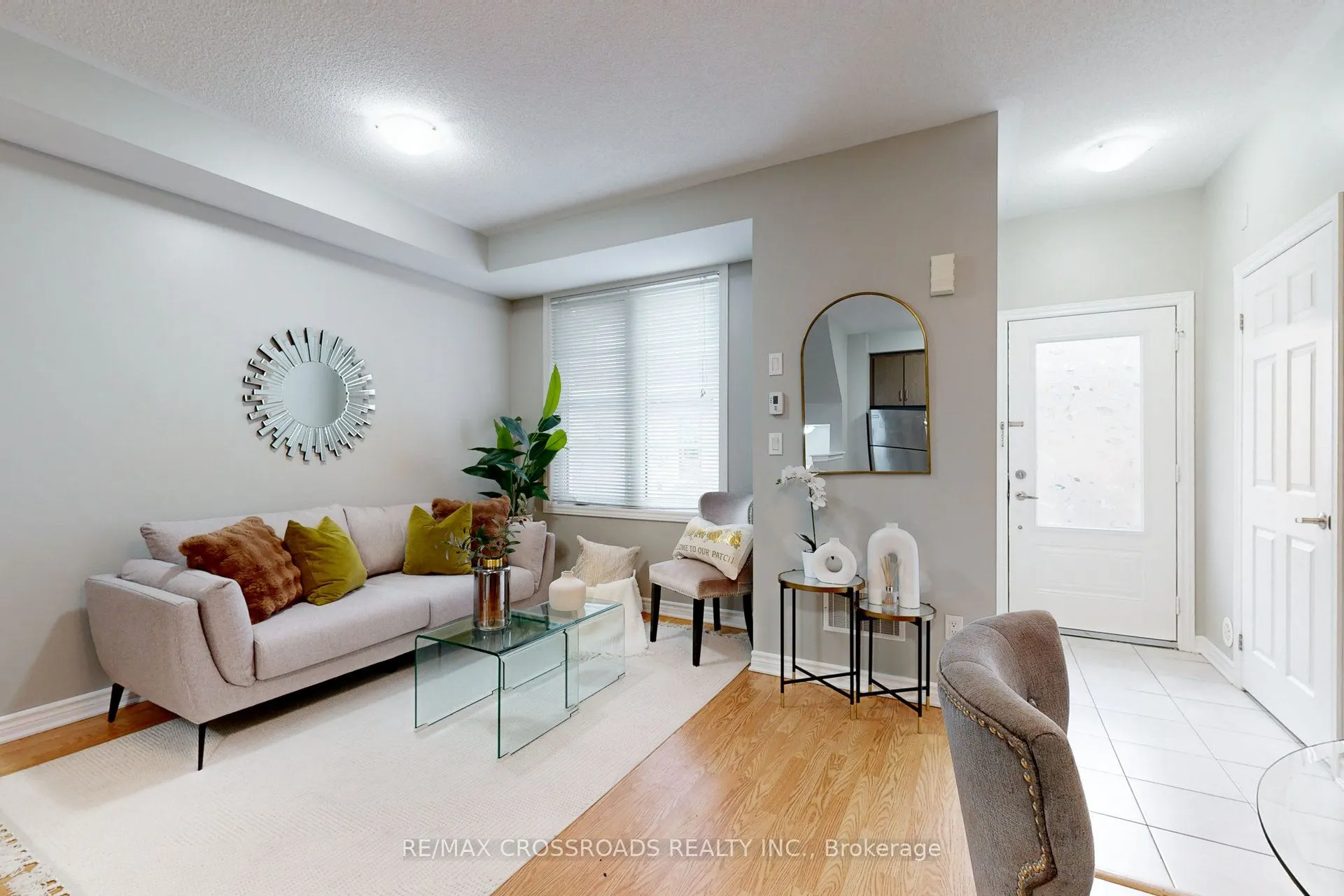 636 Evans Avenue, ## 26
